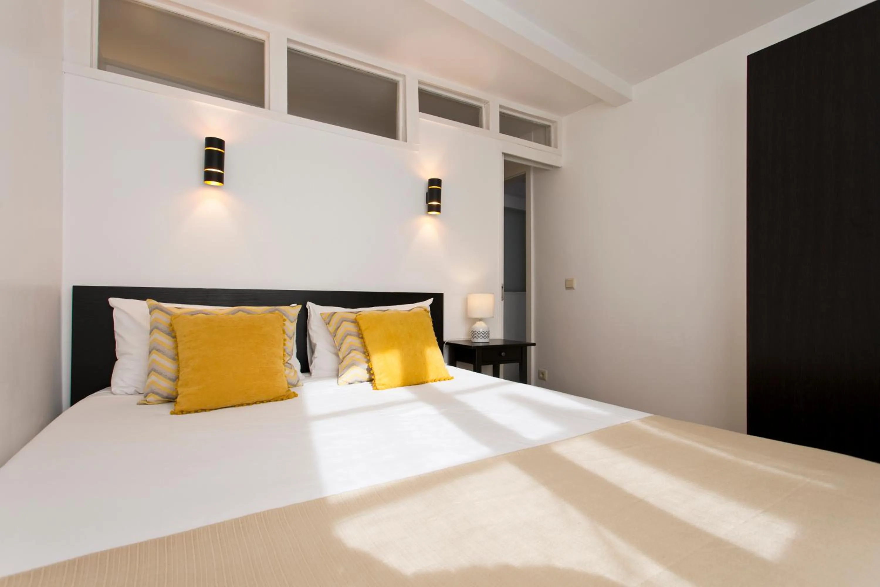 Bedroom, Bed in Home @ Porto Clérigos Apartment