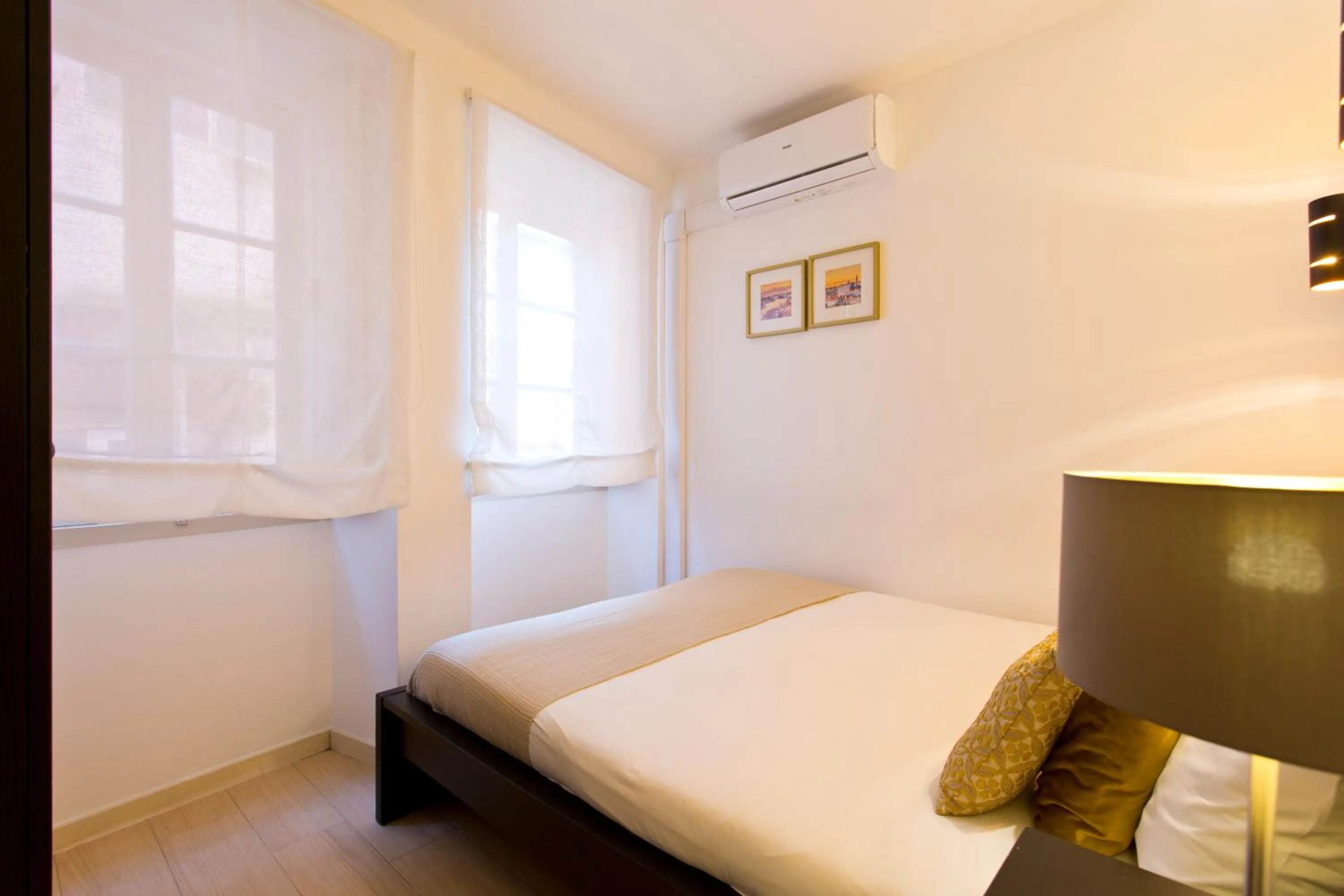 Bedroom, Bed in Home @ Porto Clérigos Apartment