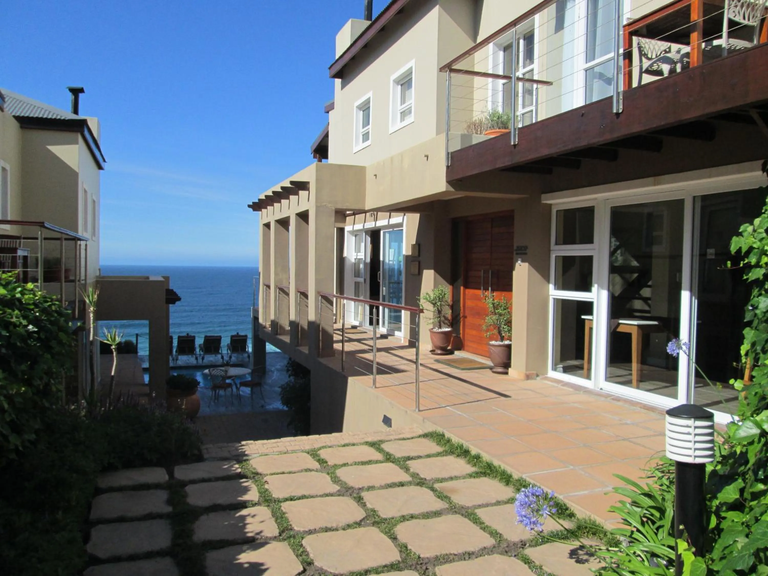 Property building in Brenton On The Rocks