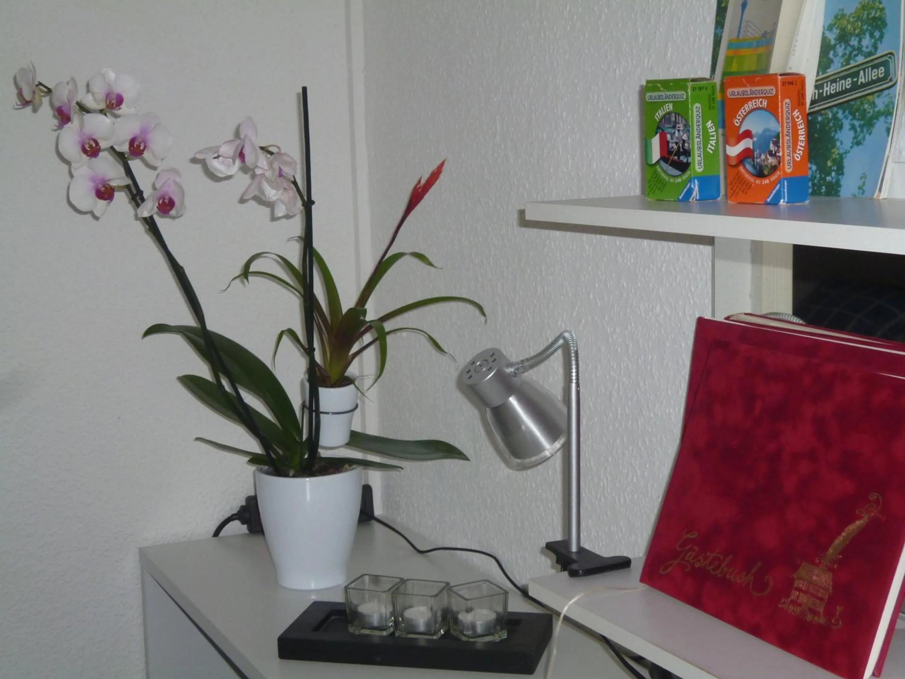 Living room in Airport Apartment