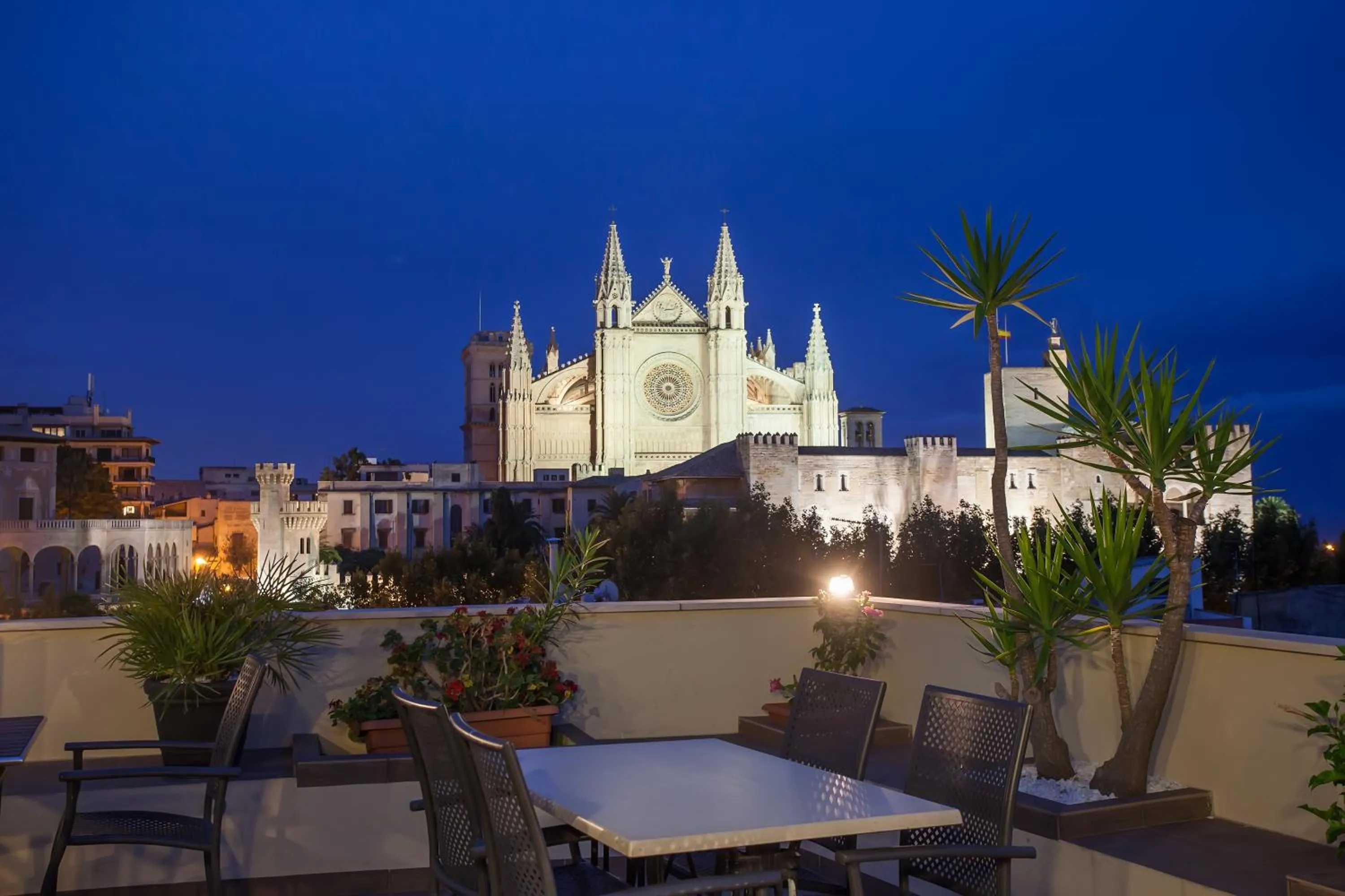 Night in Apuntadores 8