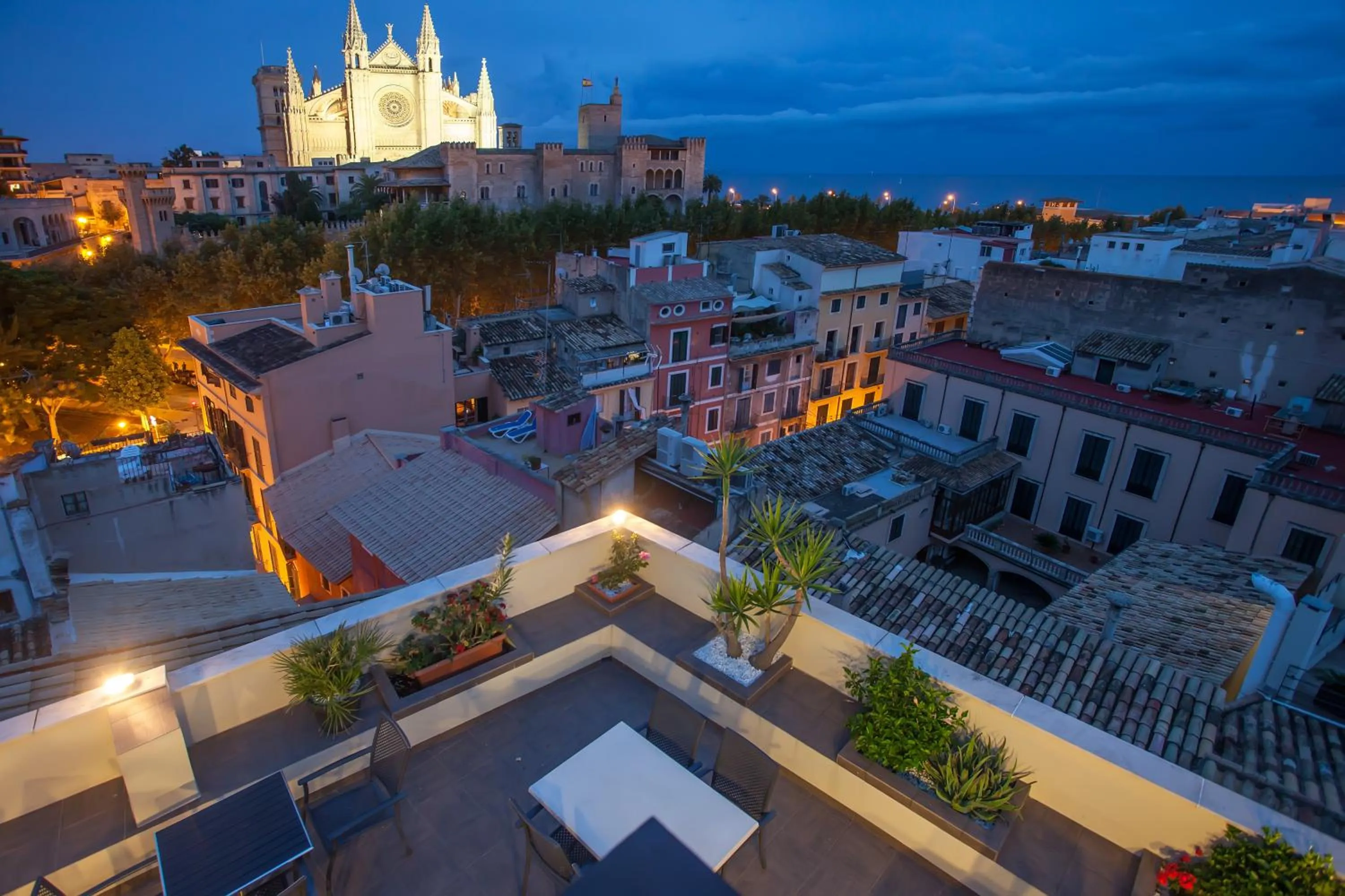 Night in Apuntadores 8