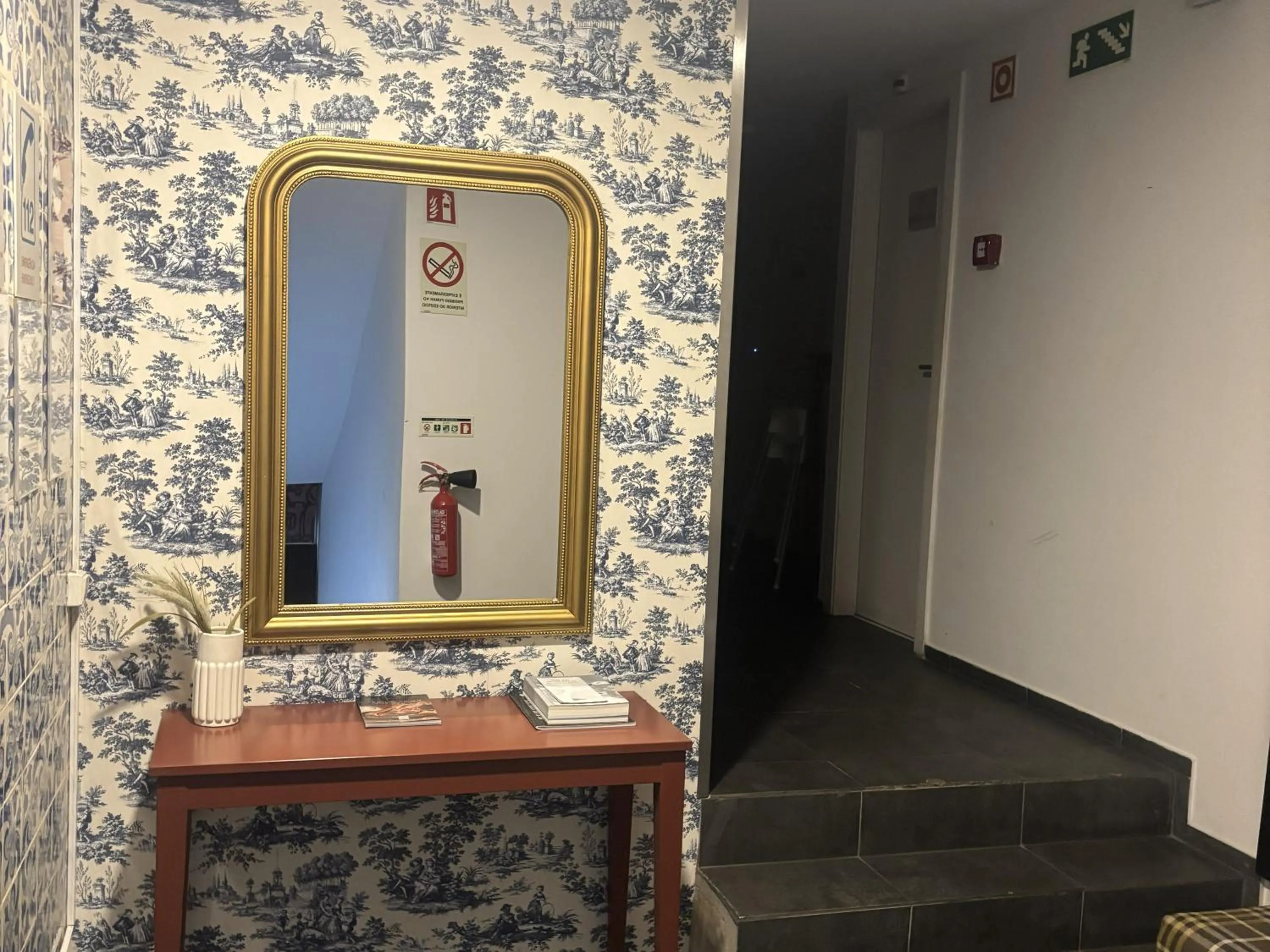 Facade/entrance in Be Oporto Apartments Clérigos