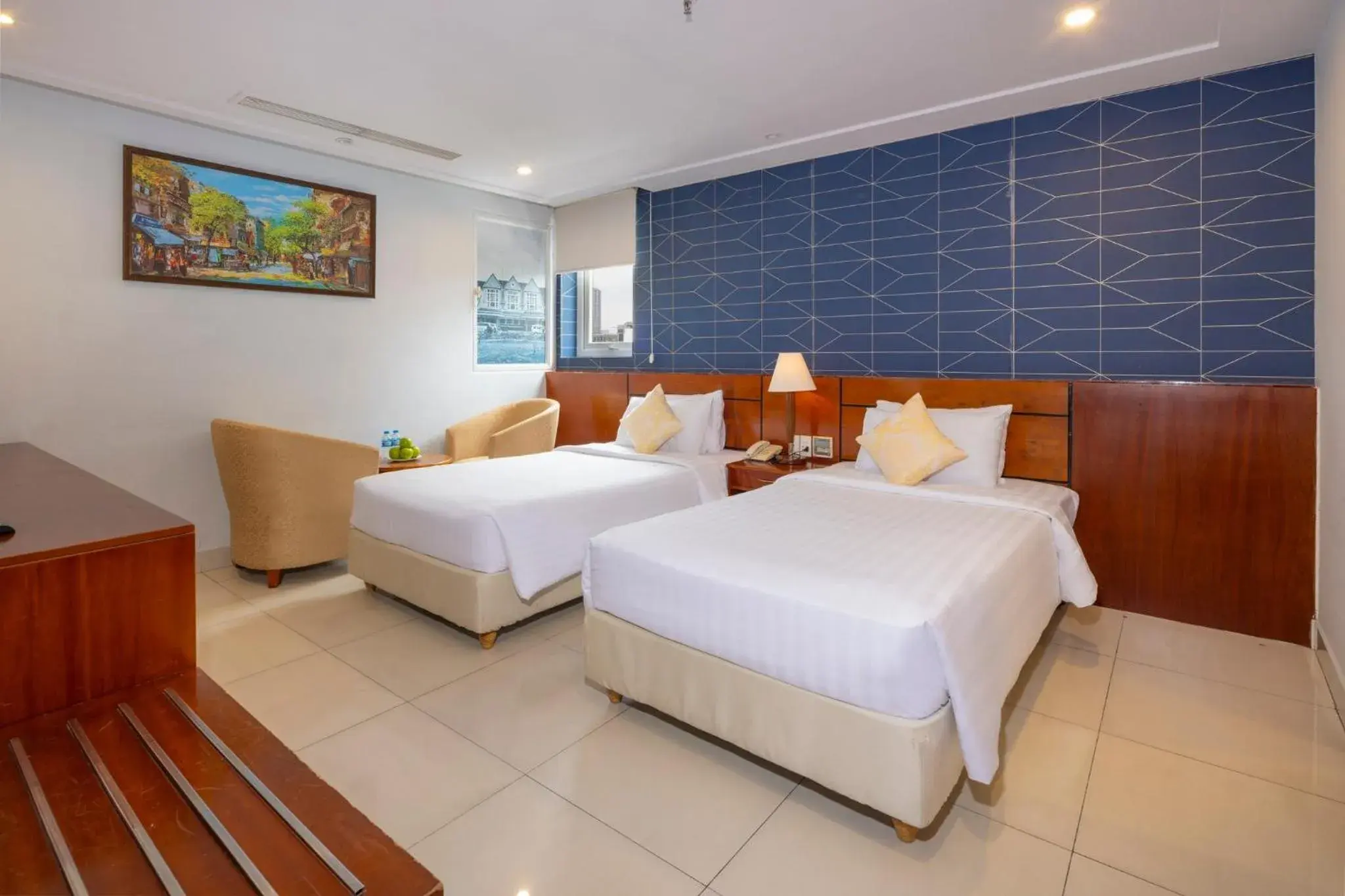 Photo of the whole room, Bed in White Lotus Hotel Saigon Photo of the whole room, Bed in White Lotus Hotel Saigon