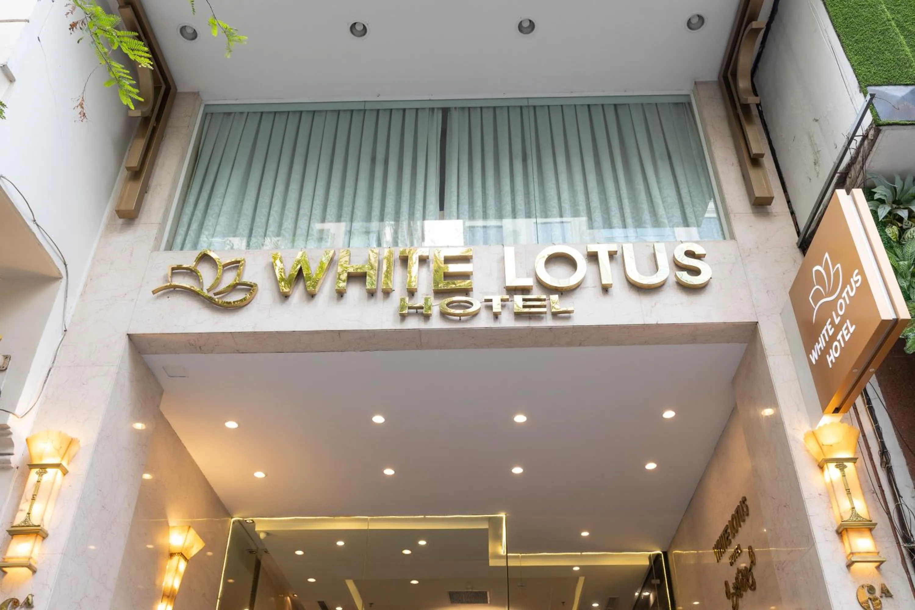 Logo/Certificate/Sign in White Lotus Hotel Saigon