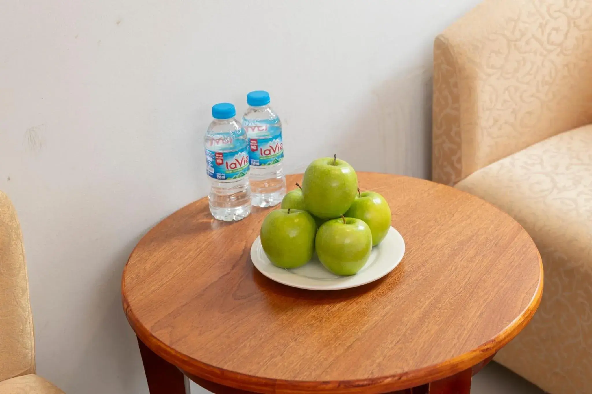 Food and drinks in White Lotus Hotel Saigon Food and drinks in White Lotus Hotel Saigon