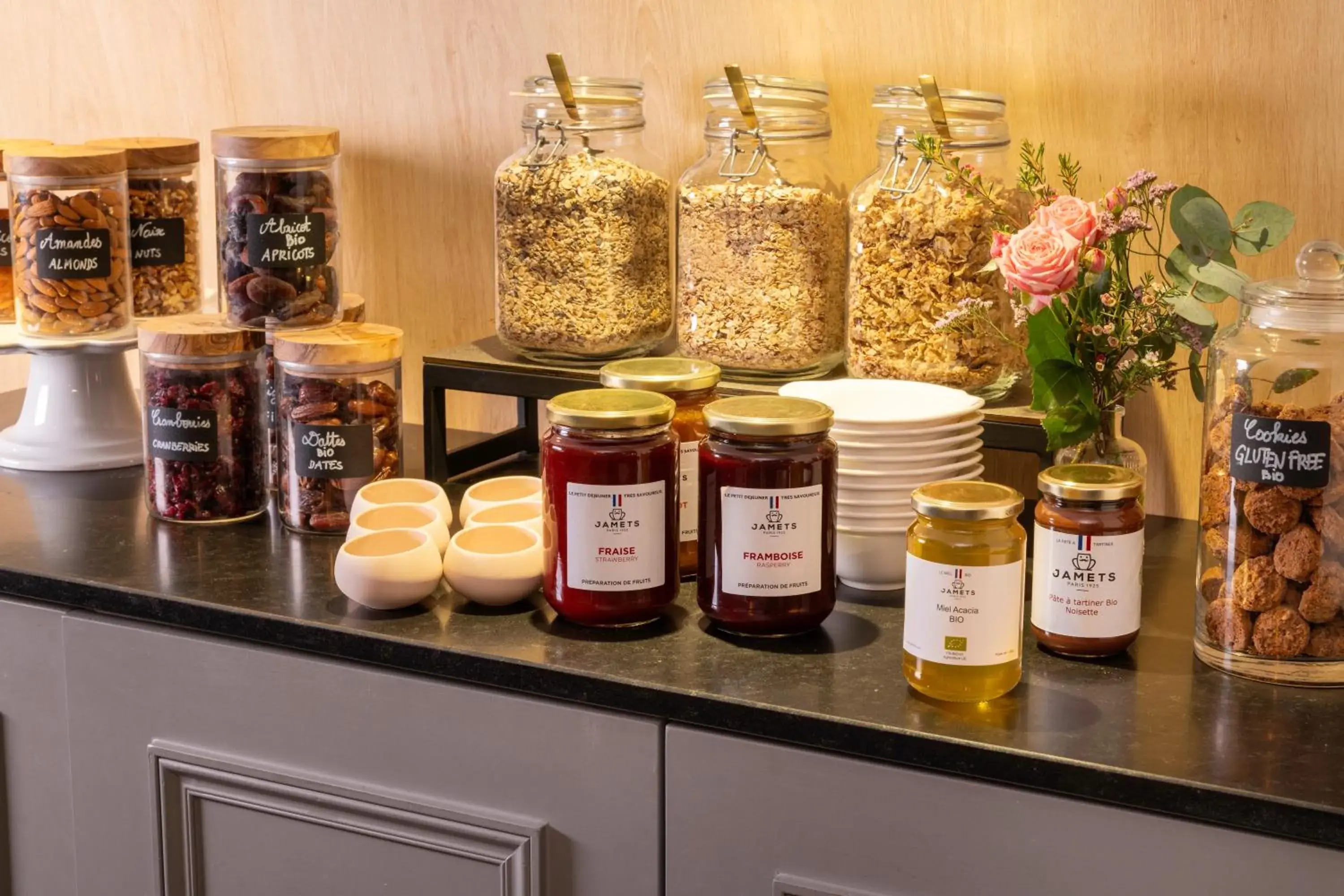 Buffet breakfast in Le Pradey Buffet breakfast in Le Pradey