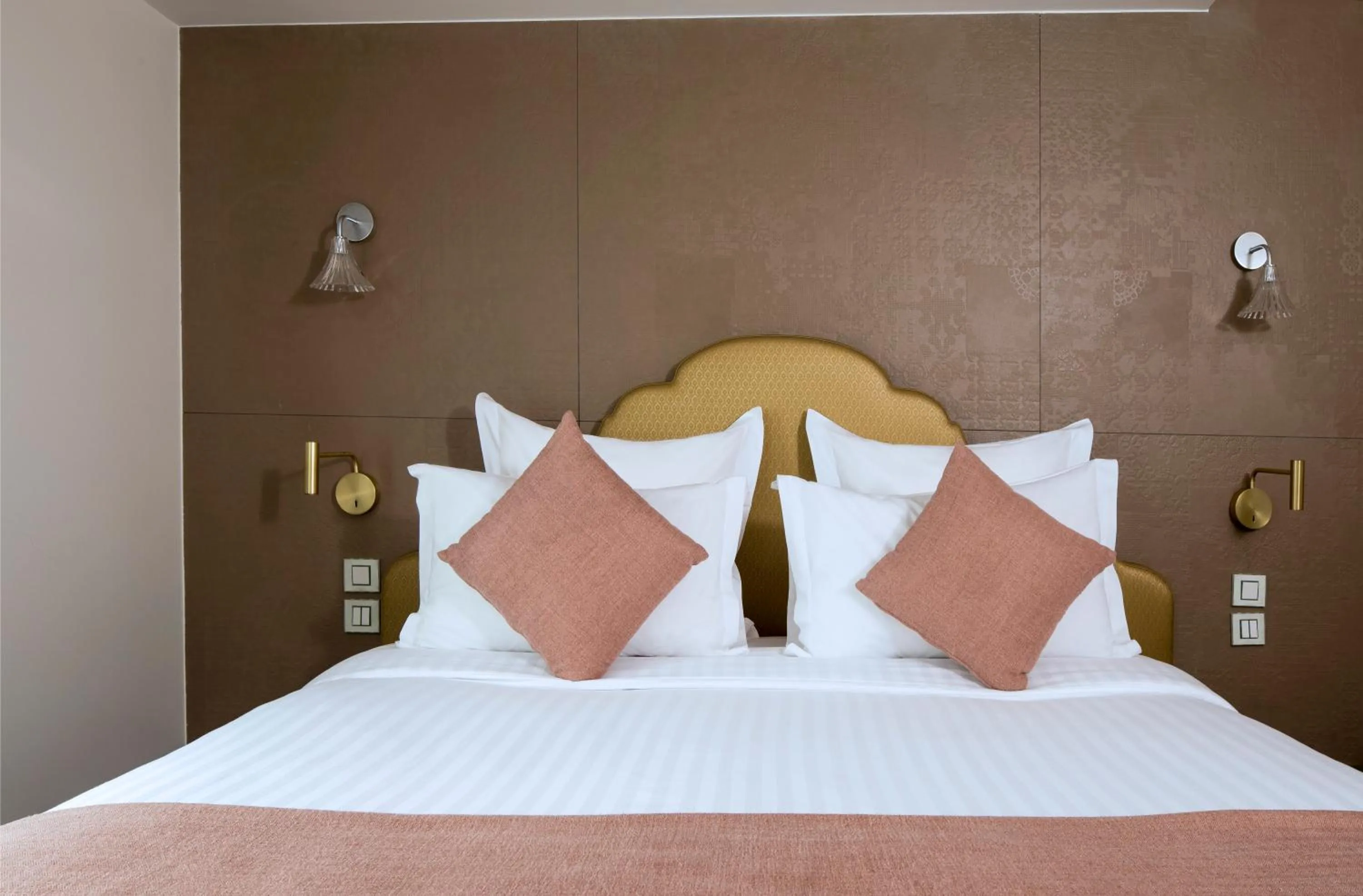 Bedroom, Bed in Hôtel Le Pradey