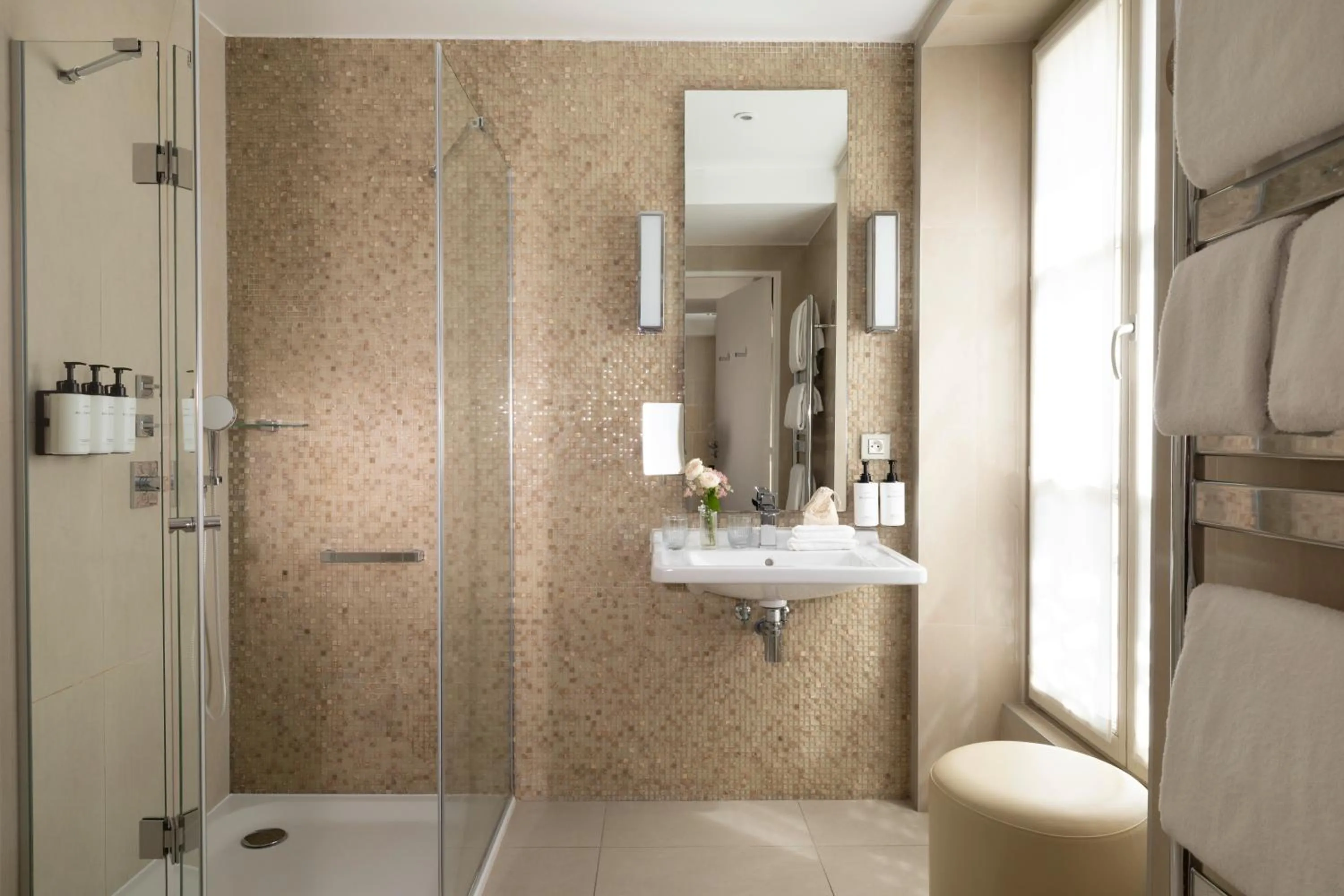 Bathroom in Hôtel Le Pradey