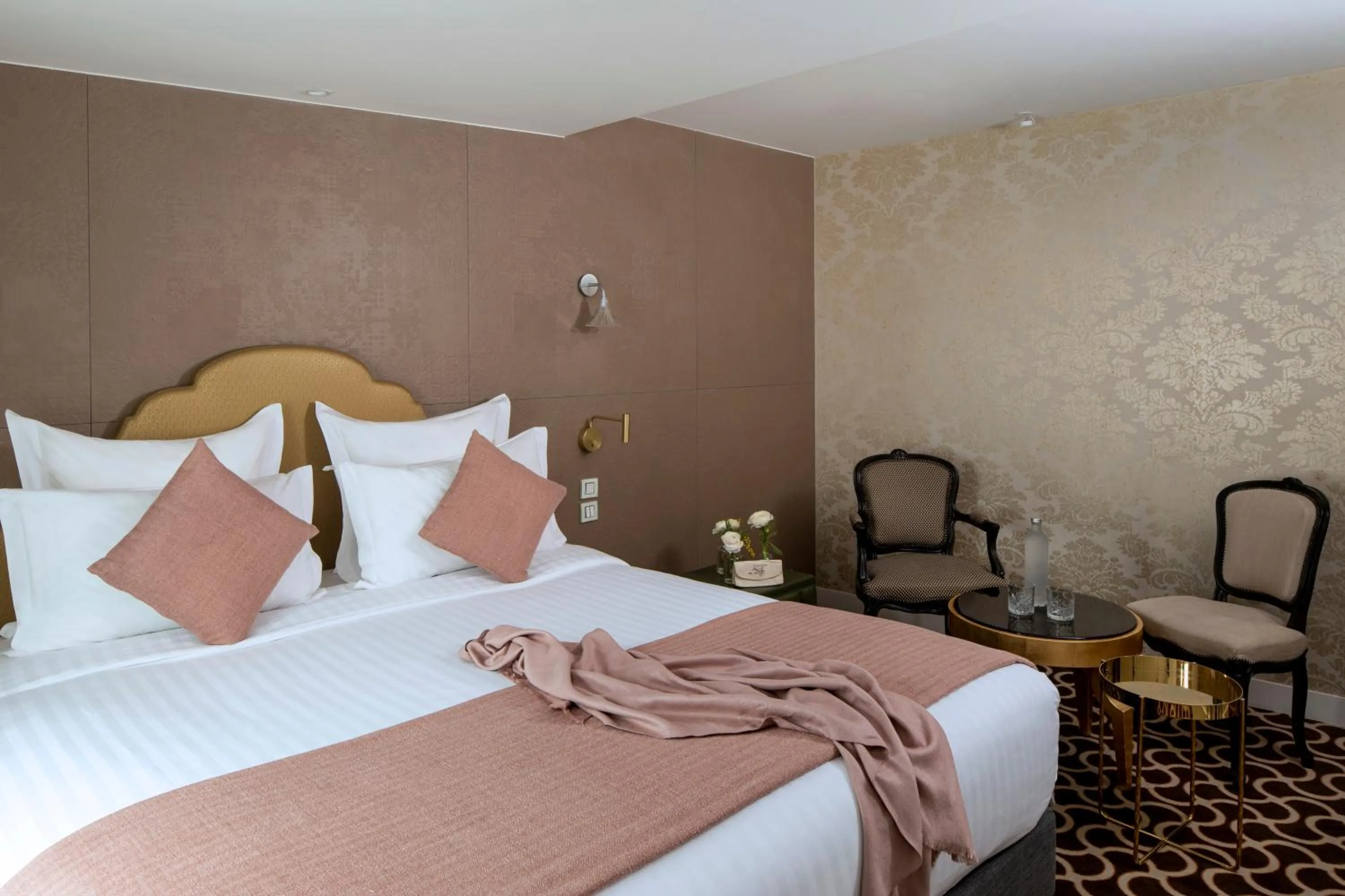 Bedroom, Bed in Hôtel Le Pradey