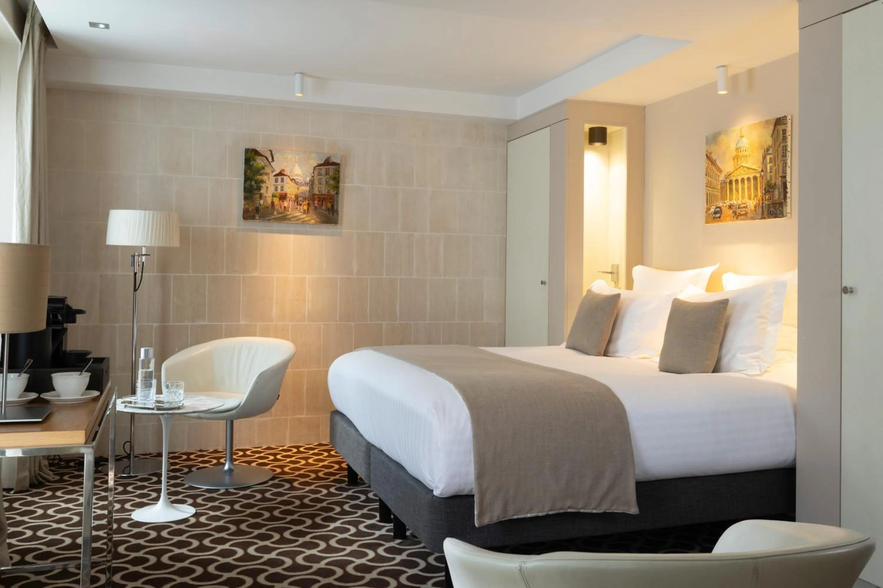 Bedroom, Bed in Hôtel Le Pradey