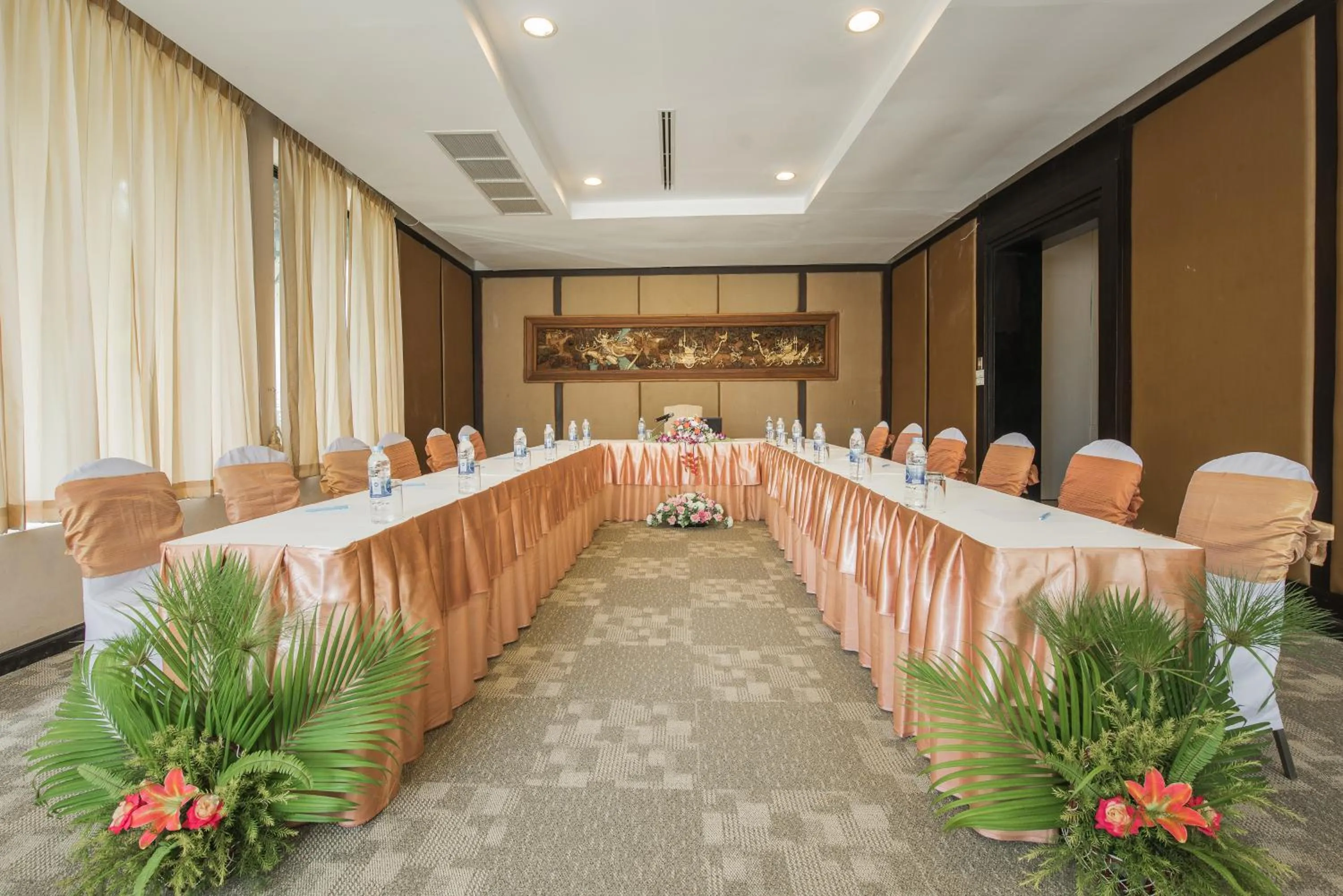 Meeting/conference room in Gassan Khuntan Golf & Resort