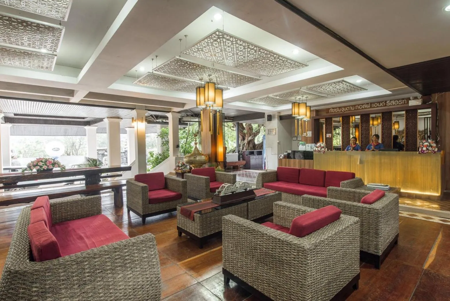 Communal lounge/ TV room in Gassan Khuntan Golf & Resort