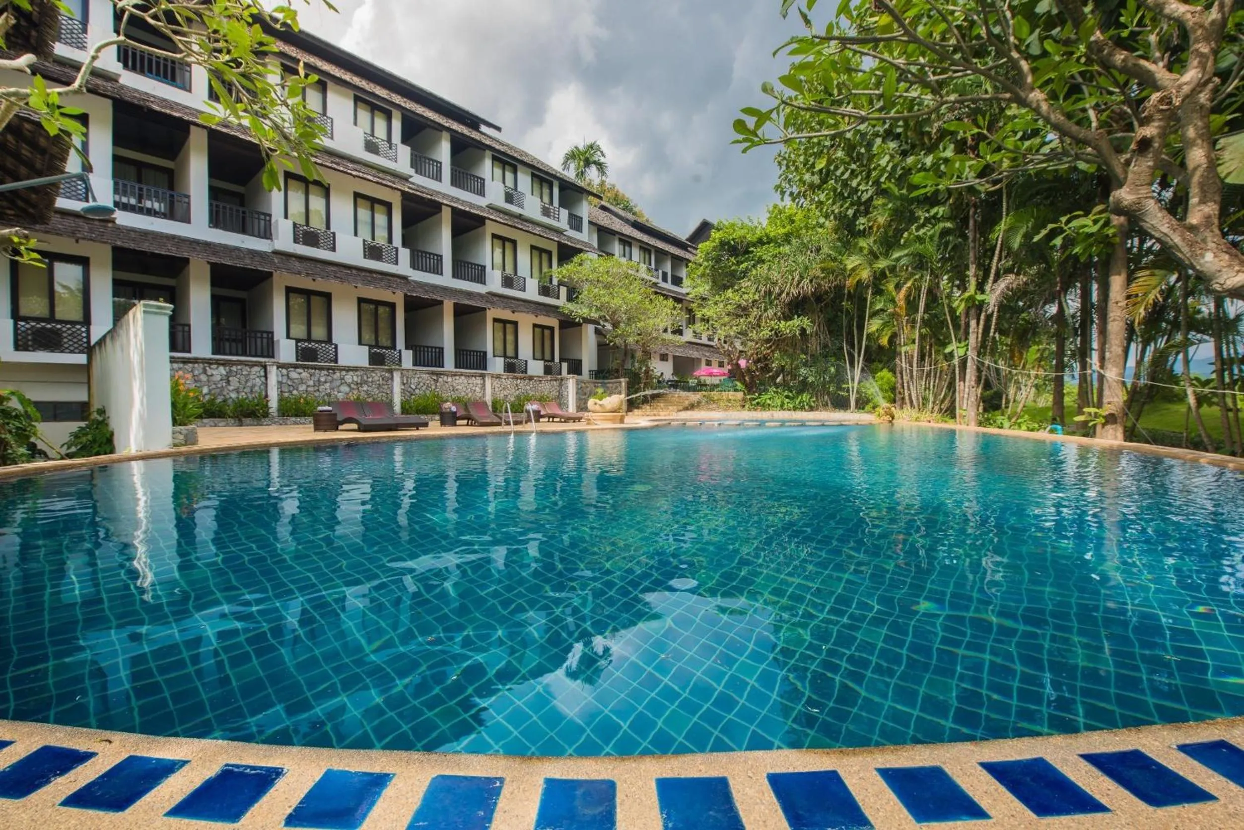 Property building in Gassan Khuntan Golf & Resort