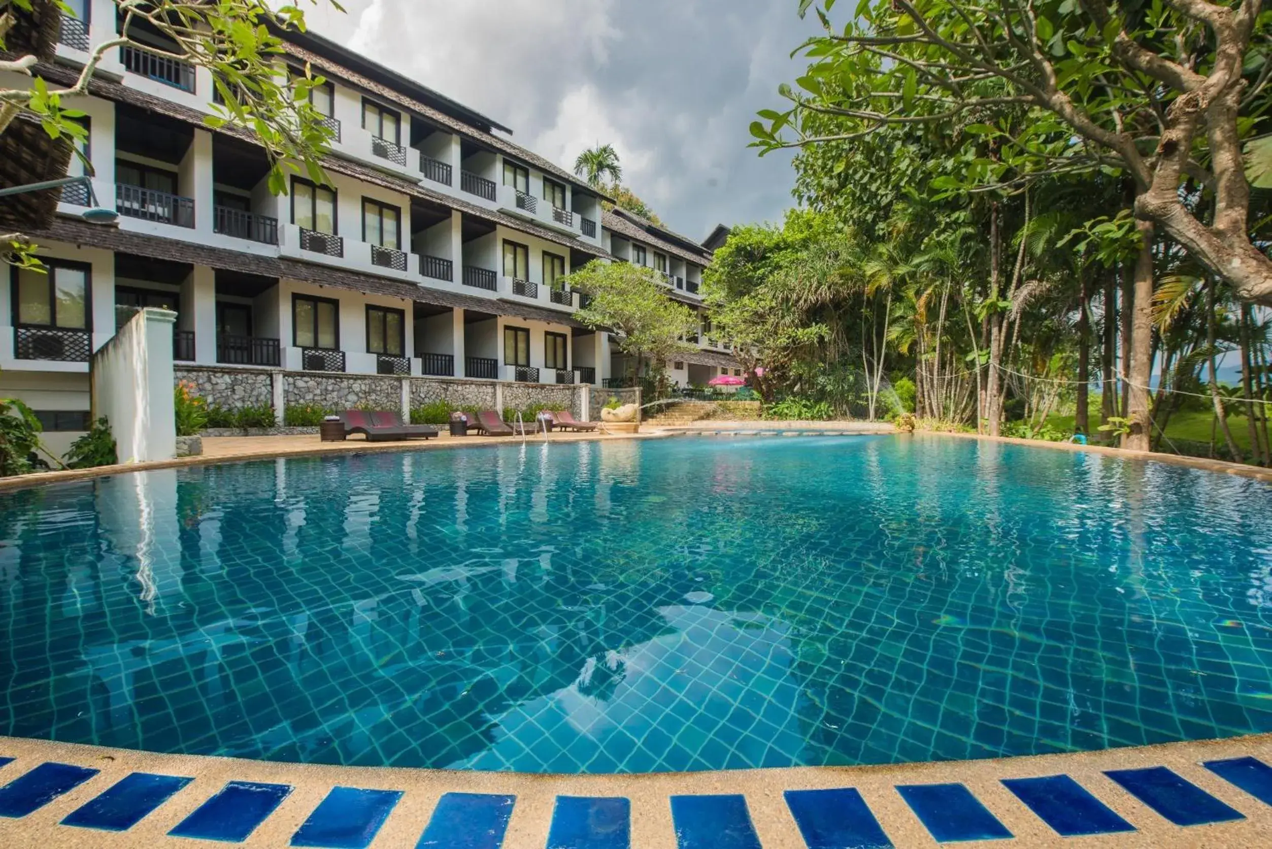 Property building in Gassan Khuntan Golf & Resort Property building in Gassan Khuntan Golf & Resort