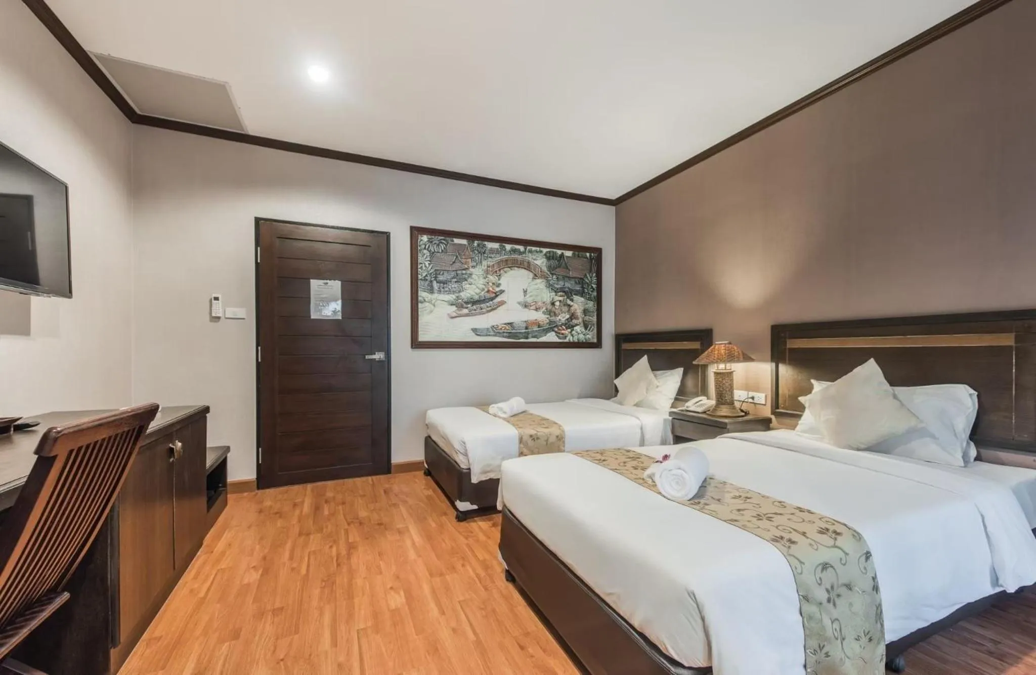 Photo of the whole room, Bed in Gassan Khuntan Golf & Resort