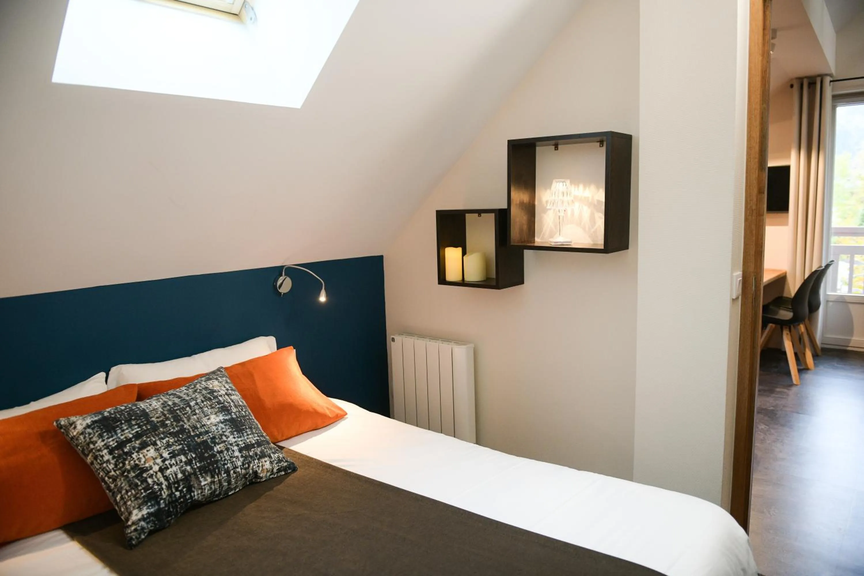 Bed in Appart'Hotel Aiguille Verte & Spa