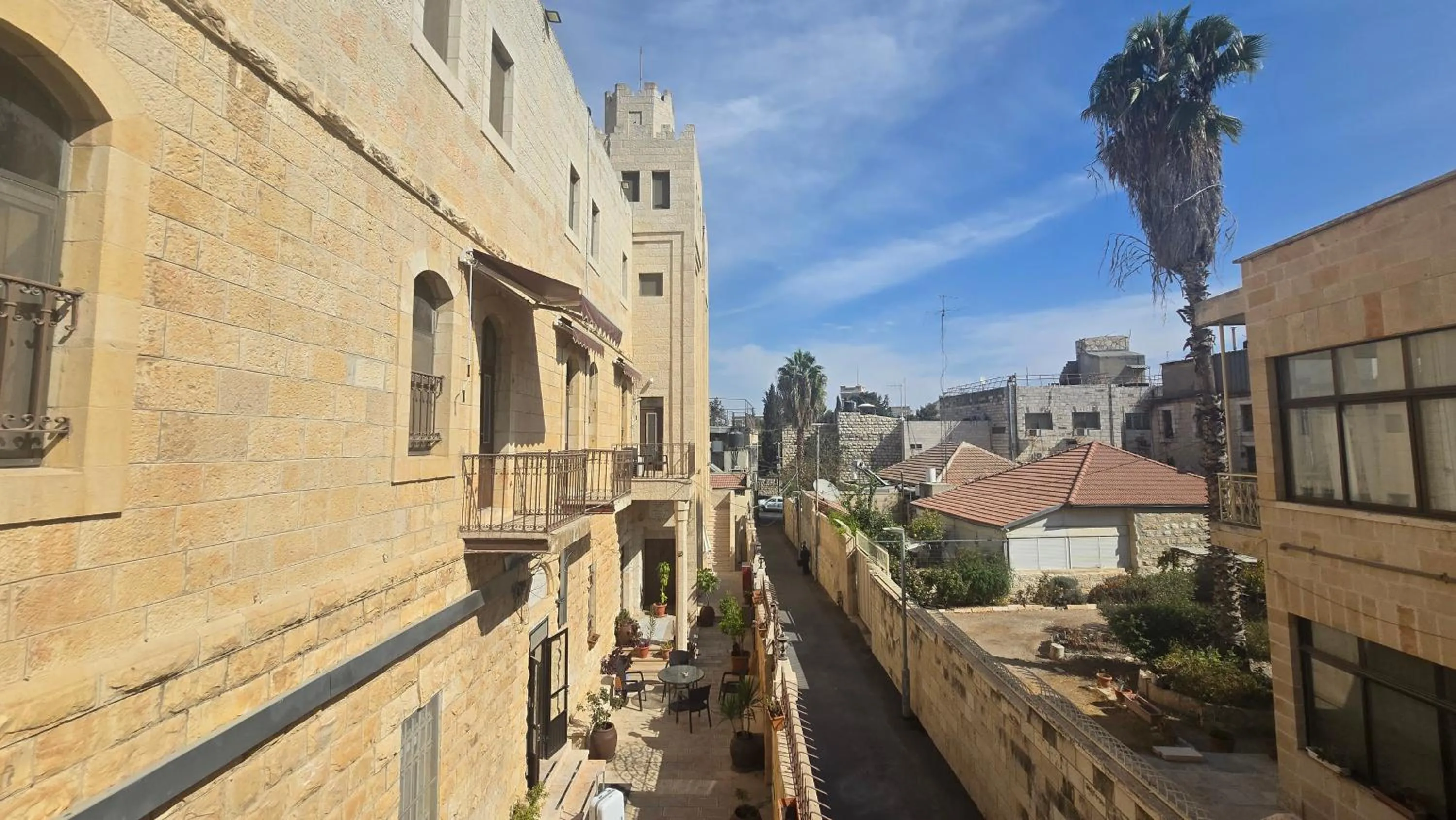 Facade/entrance in St Thomas Guesthouse - Jerusalem