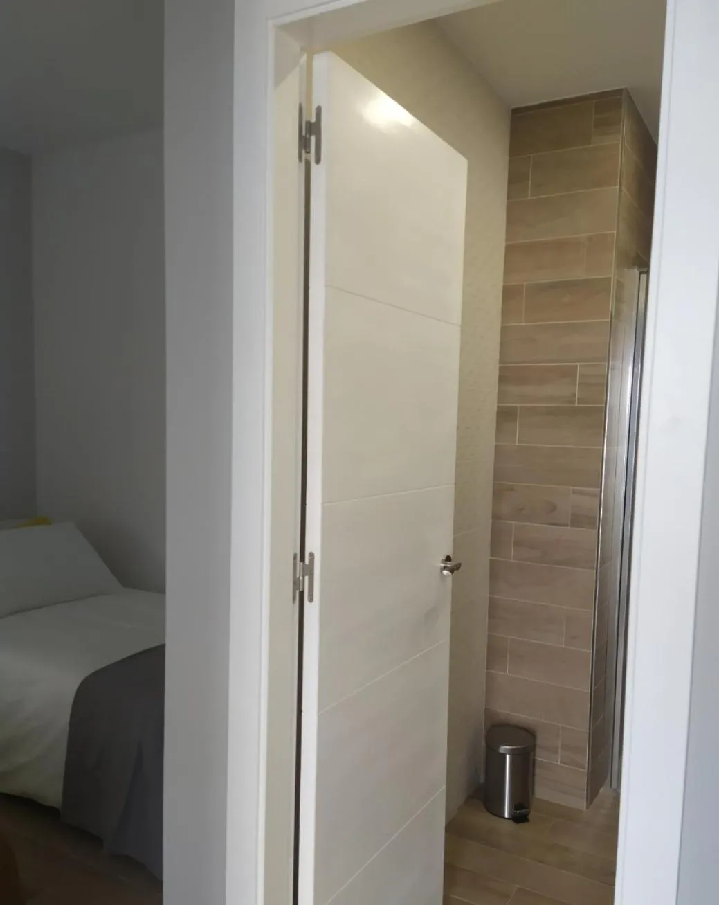 Bathroom, Bed in PortoSantiago