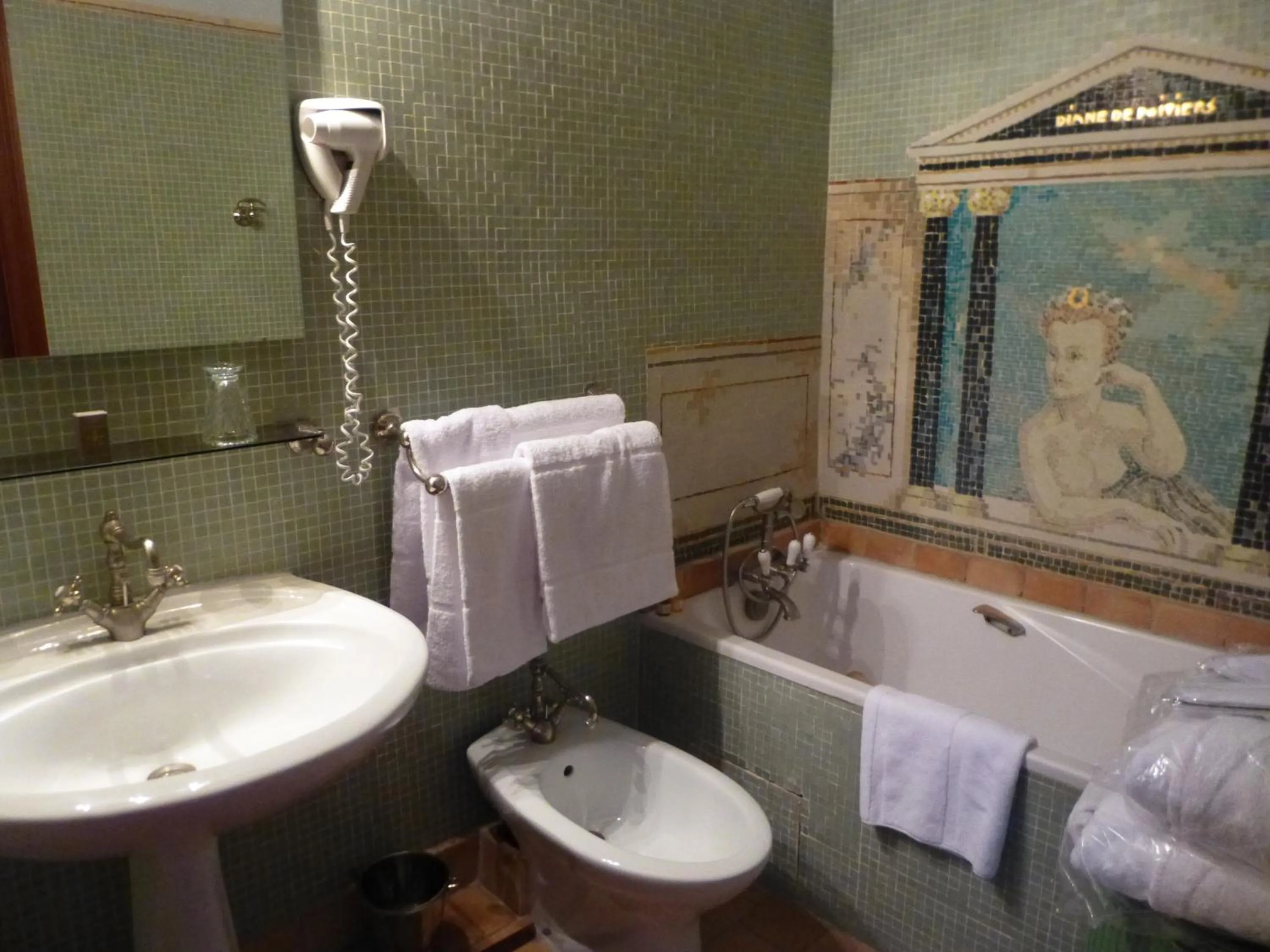 Bathroom in Château de Chissay