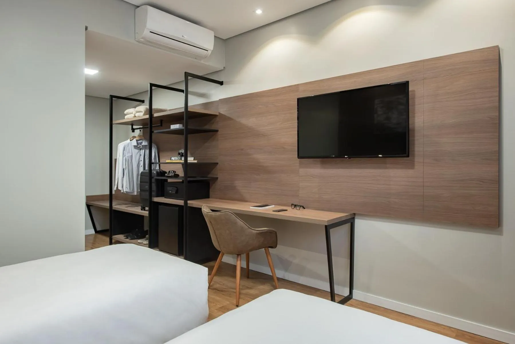 Bedroom, Bed in Intercity Sao Leopoldo