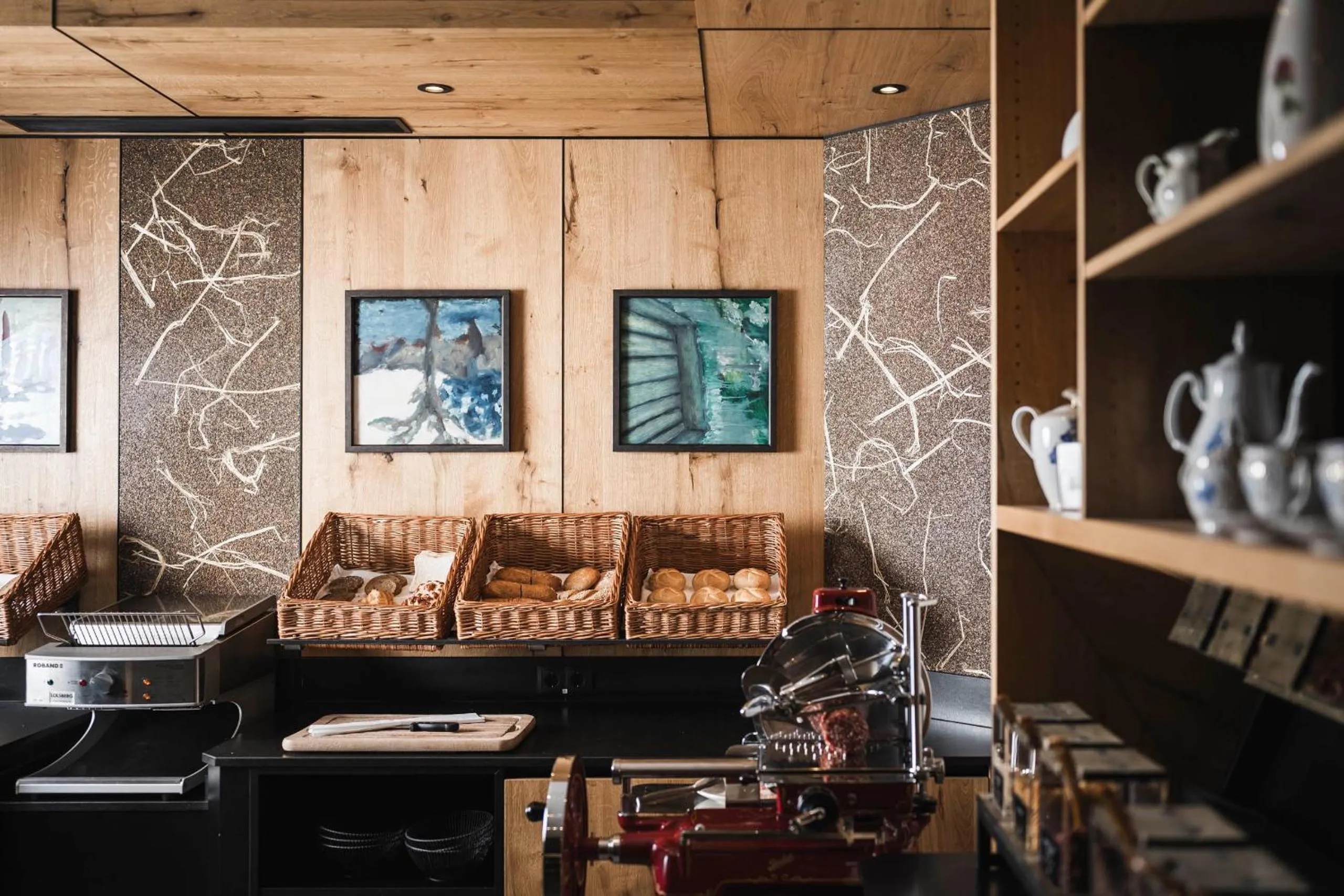 Buffet breakfast in VALARA Alpine Art Hotel