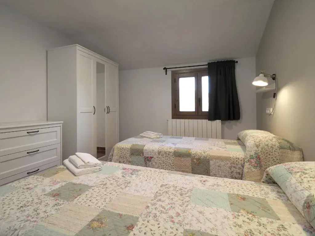 Two-Bedroom Apartment in Centro de Vacaciones Morillo de Tou - Ainsa Two-Bedroom Apartment in Centro de Vacaciones Morillo de Tou - Ainsa