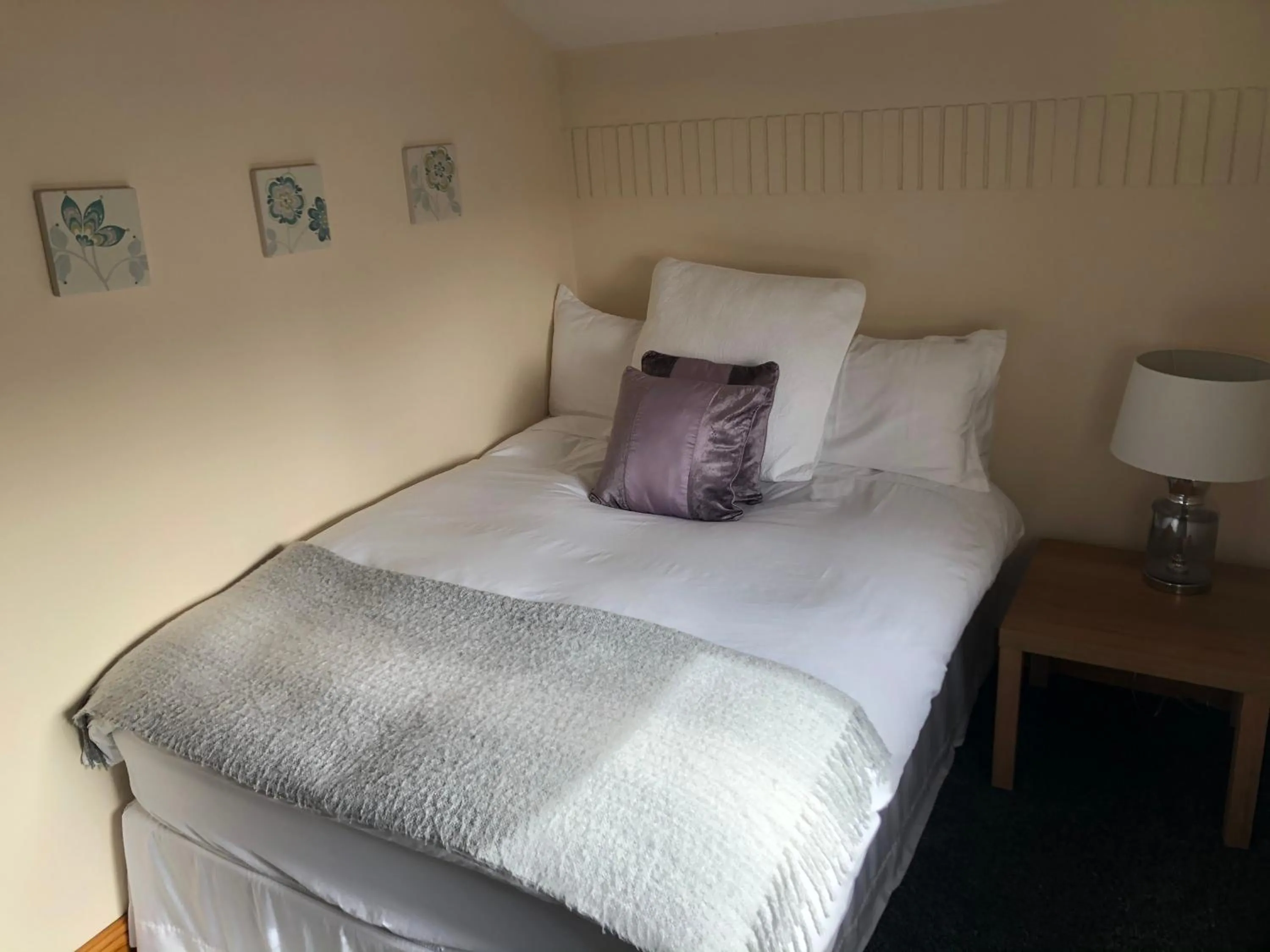 Bedroom, Bed in Beacon View