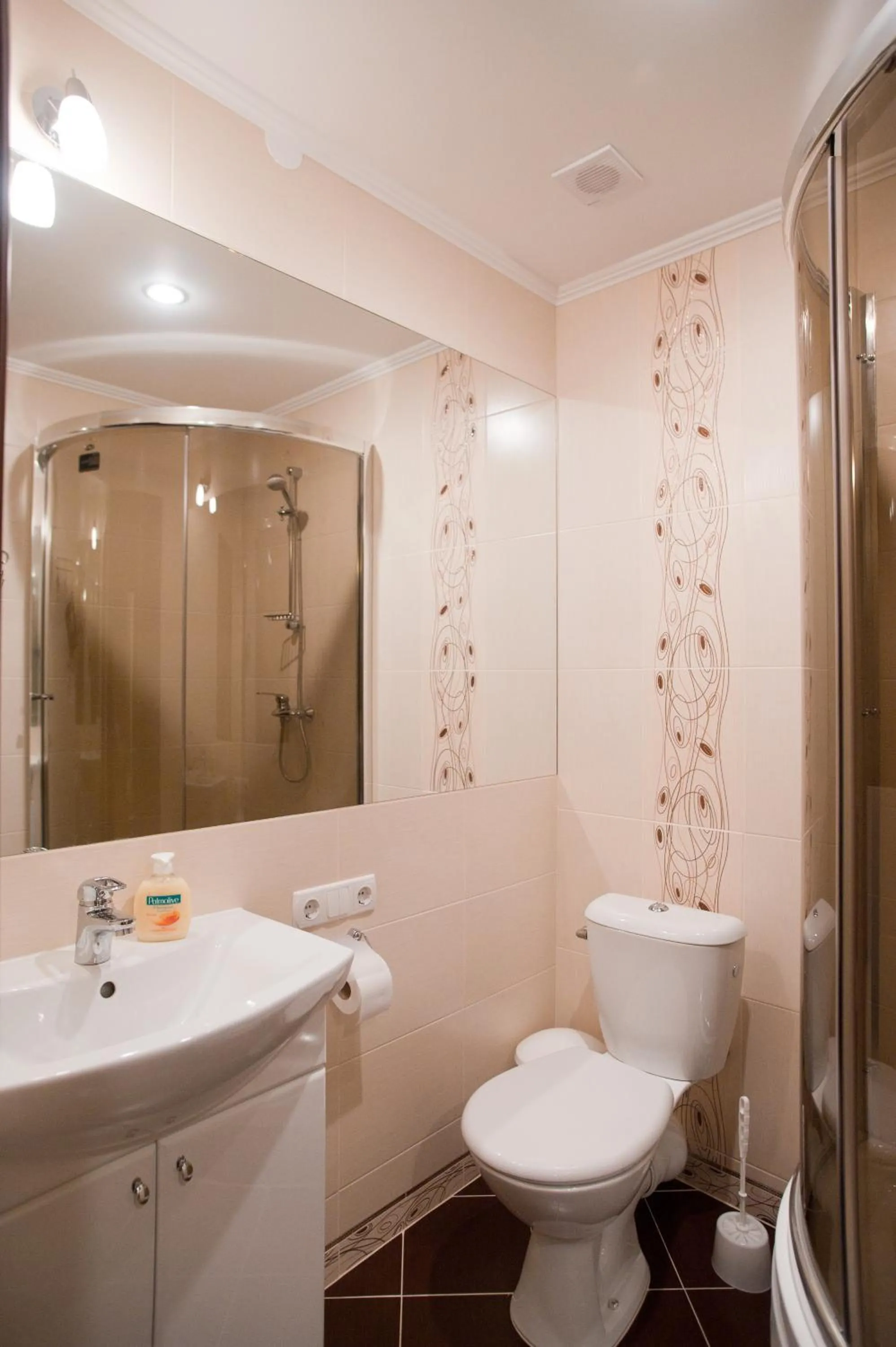Suite in 7 Sky Hotel Klinicheskaya Street (2d entrance)
