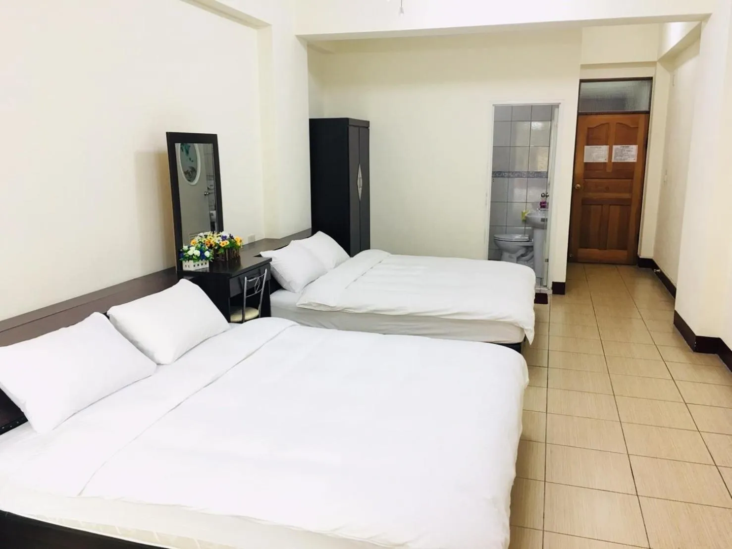 Bed in Sun Moon Beauty