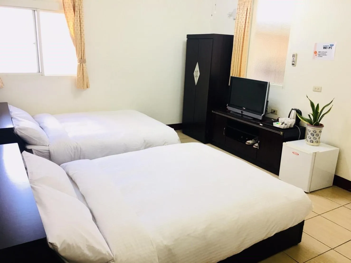 Bed in Sun Moon Beauty