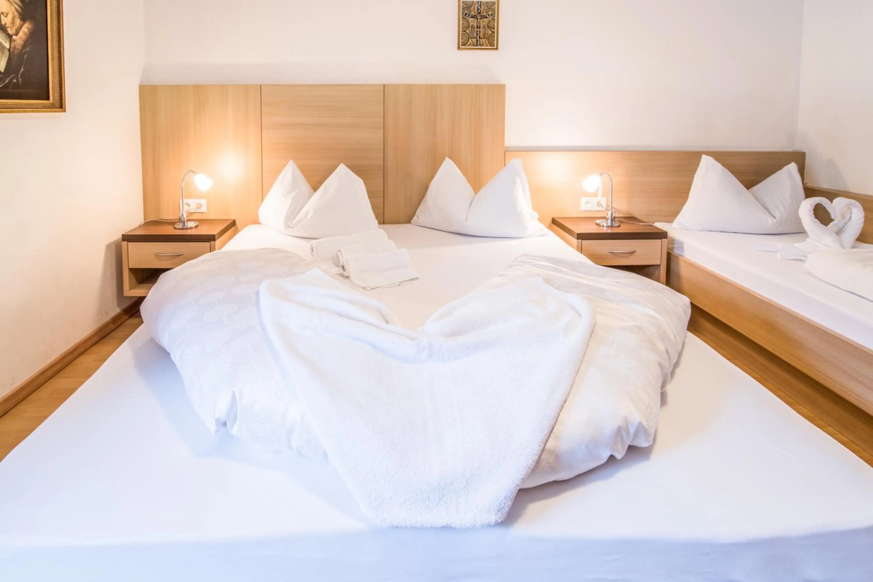 Bedroom, Bed in Apartments Heidenberger Fienili
