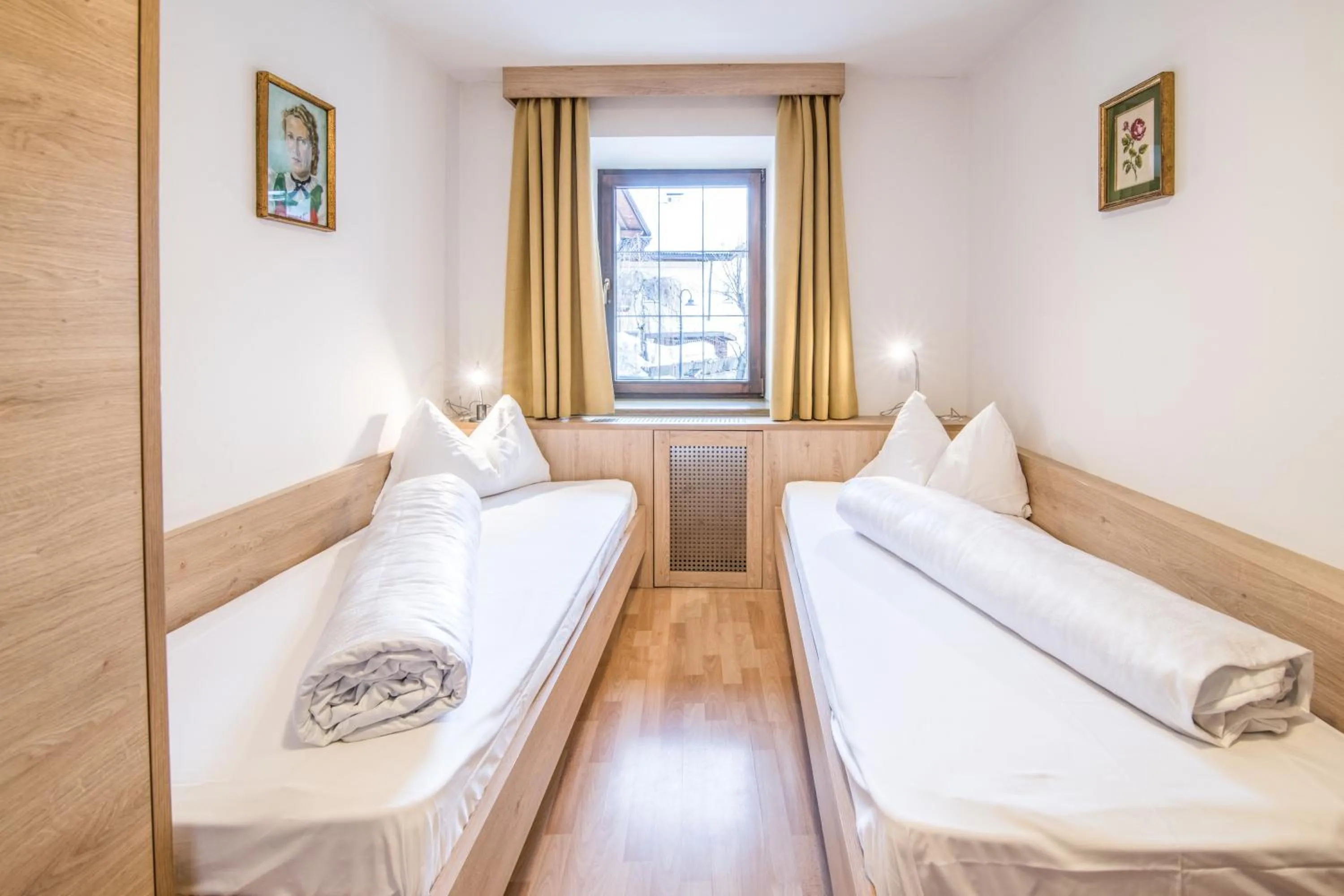 Bedroom, Bed in Apartments Heidenberger Fienili