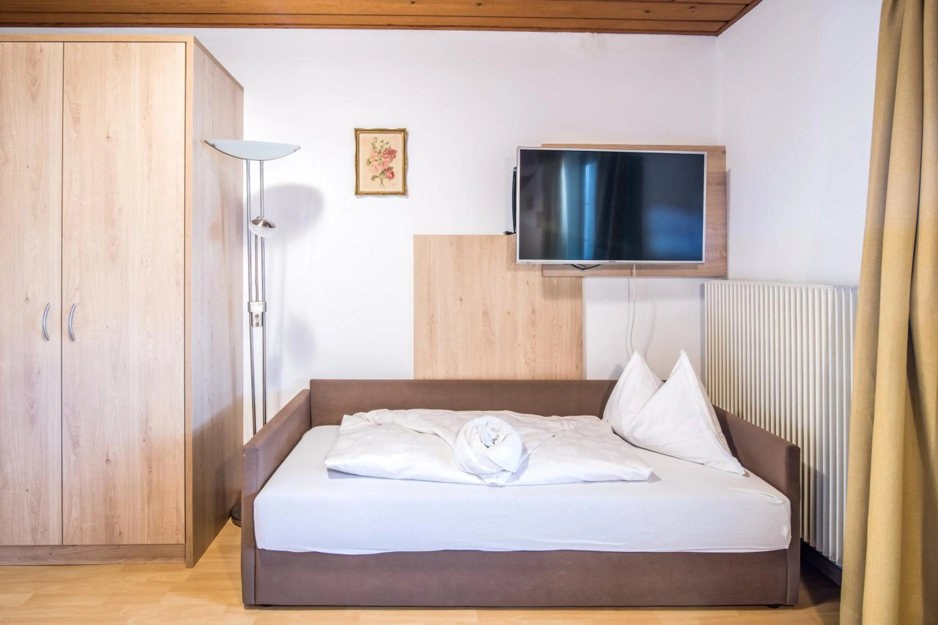 Bedroom, Bed in Apartments Heidenberger Fienili