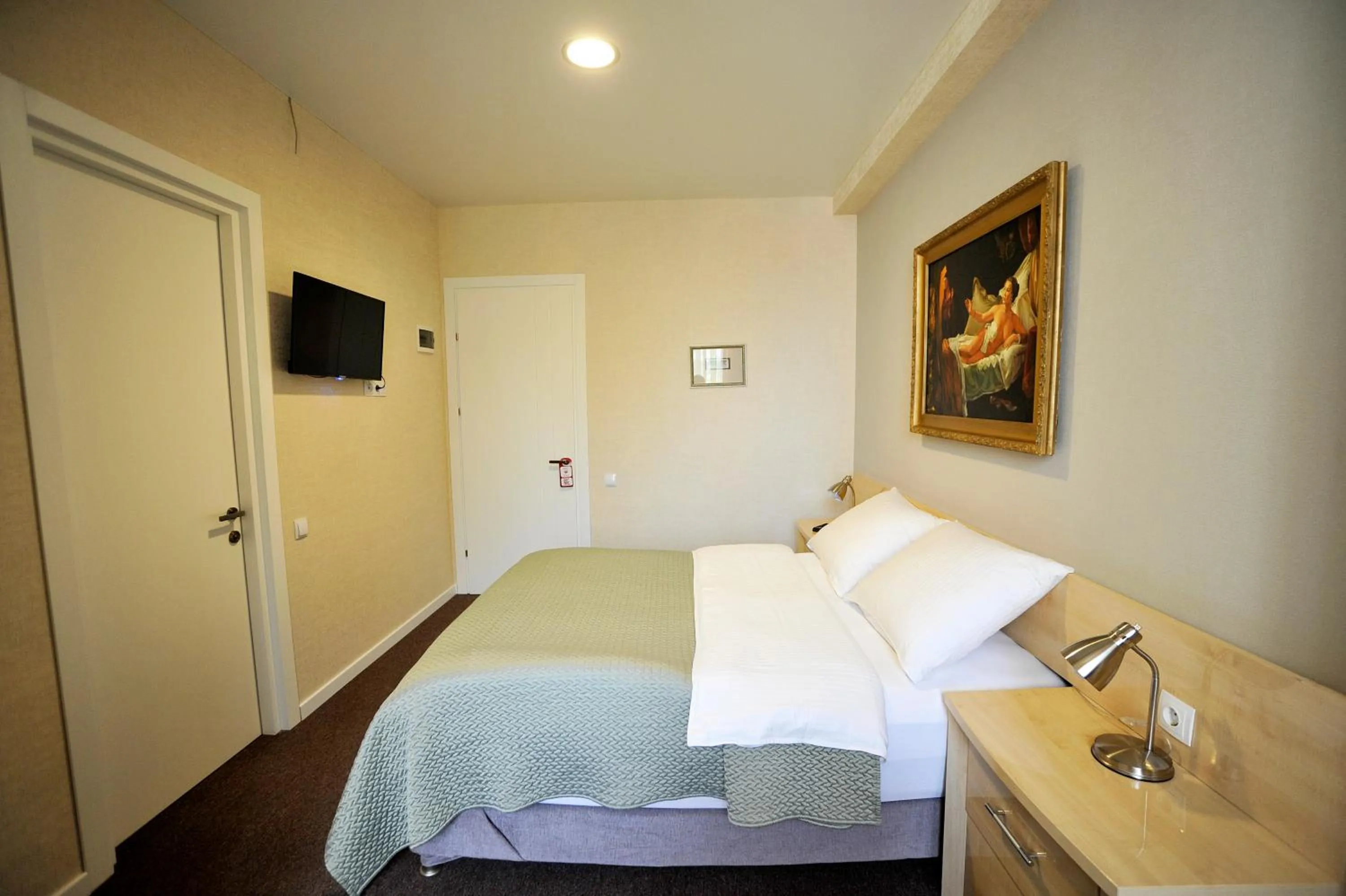 Bedroom, Bed in ZP Hotel