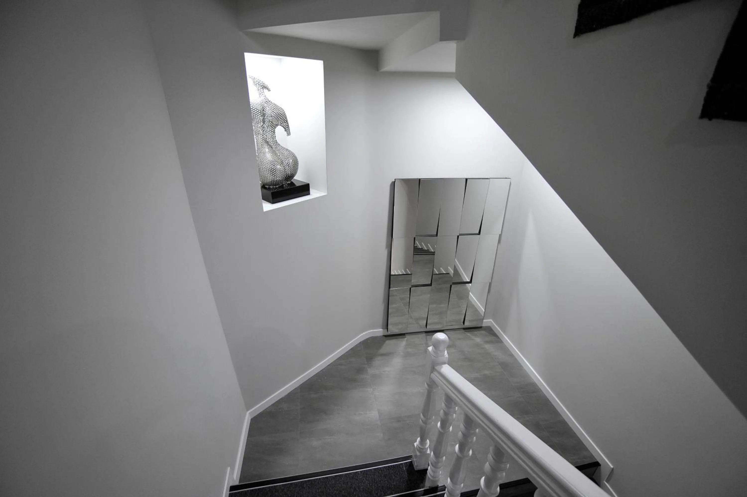 Area and facilities in ZP Hotel