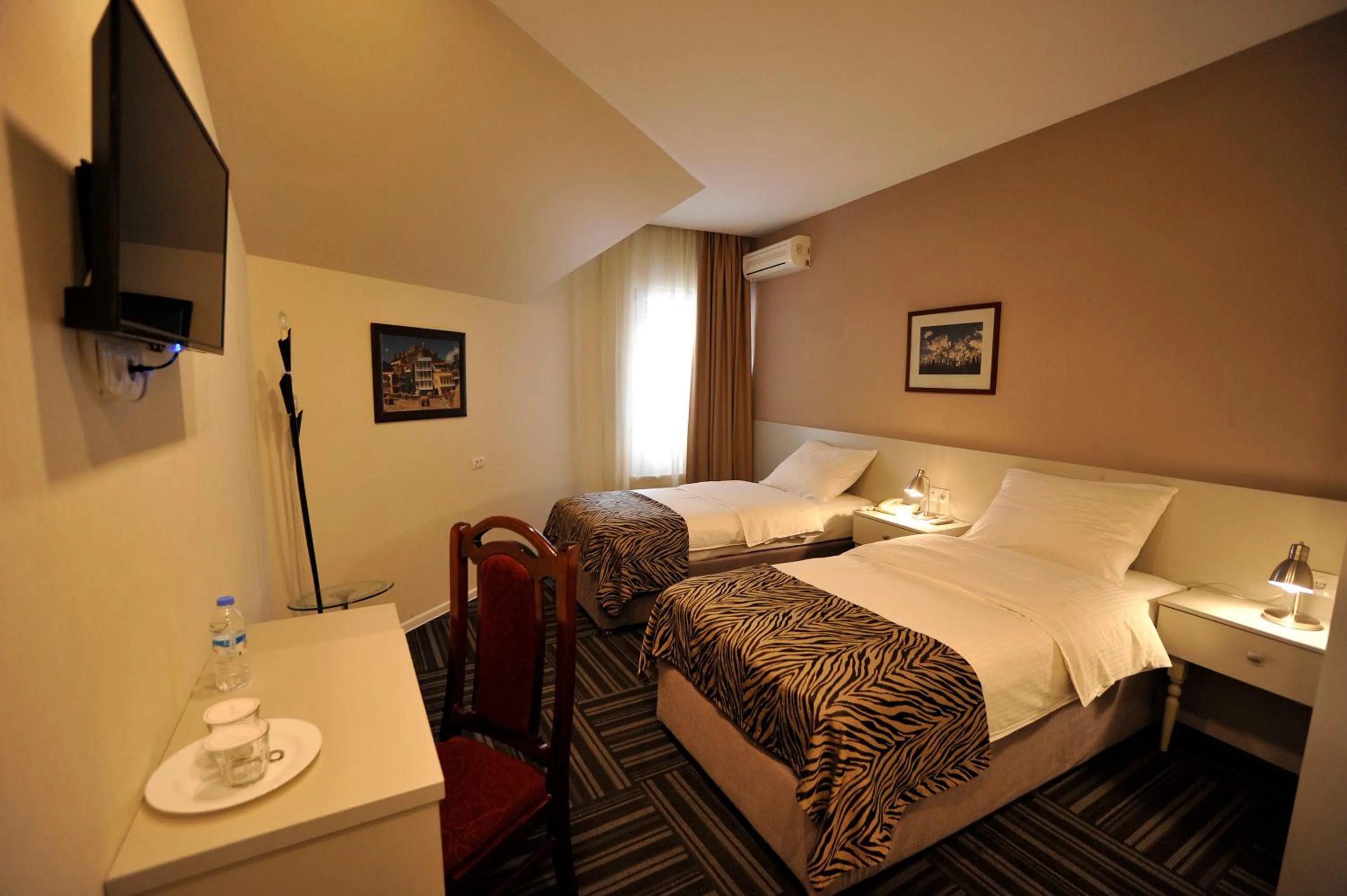 Photo of the whole room, Bed in ZP Hotel