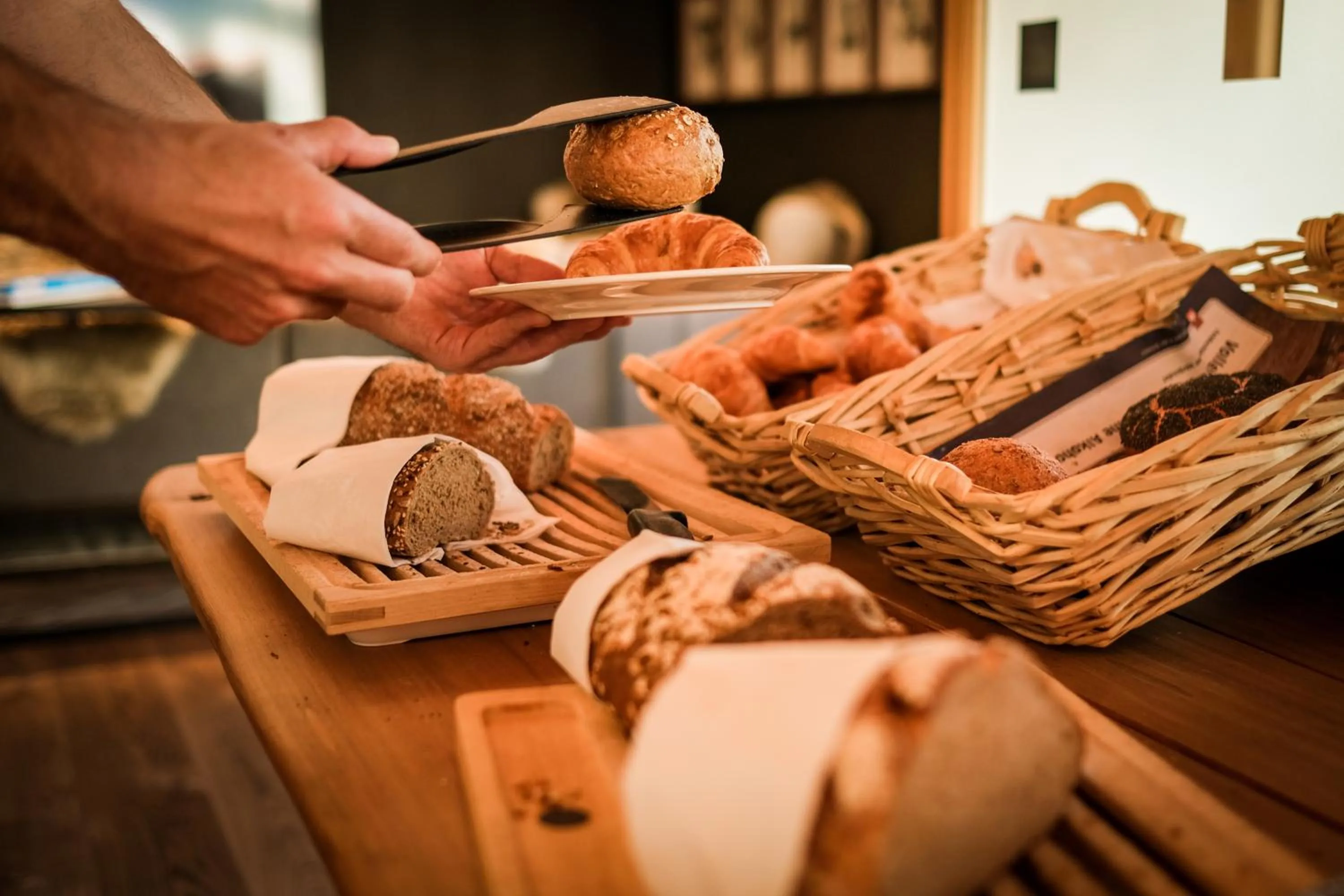 Breakfast in Mountain Paradise