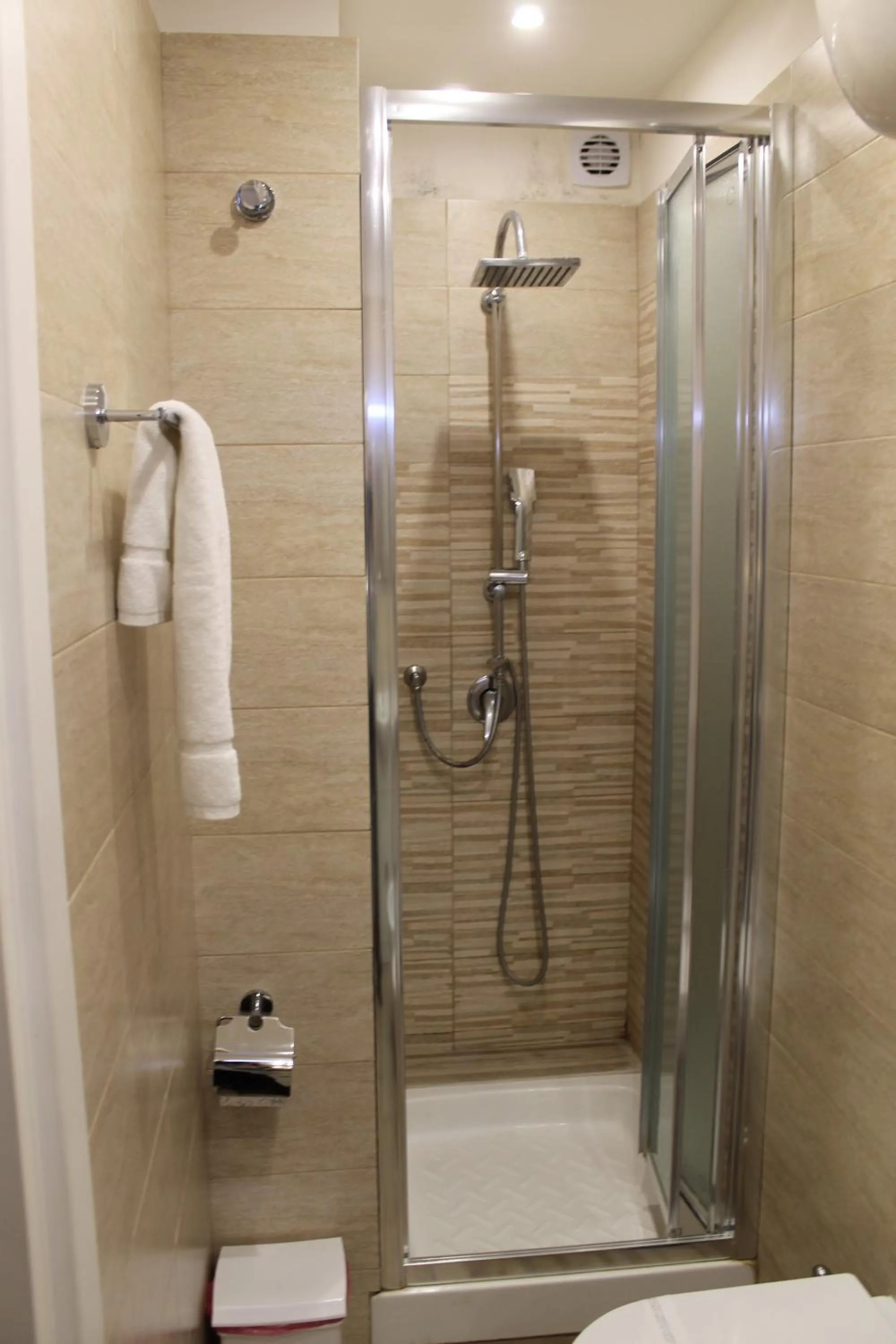 Da Polly a Piazza Amedeo