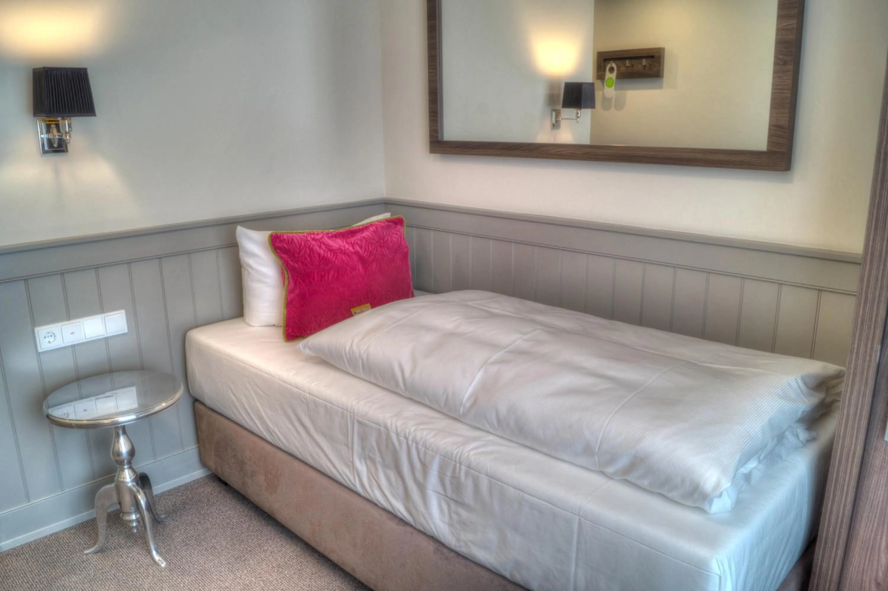 Photo of the whole room, Bed in Hotel Max am Meer Kühlungsborn