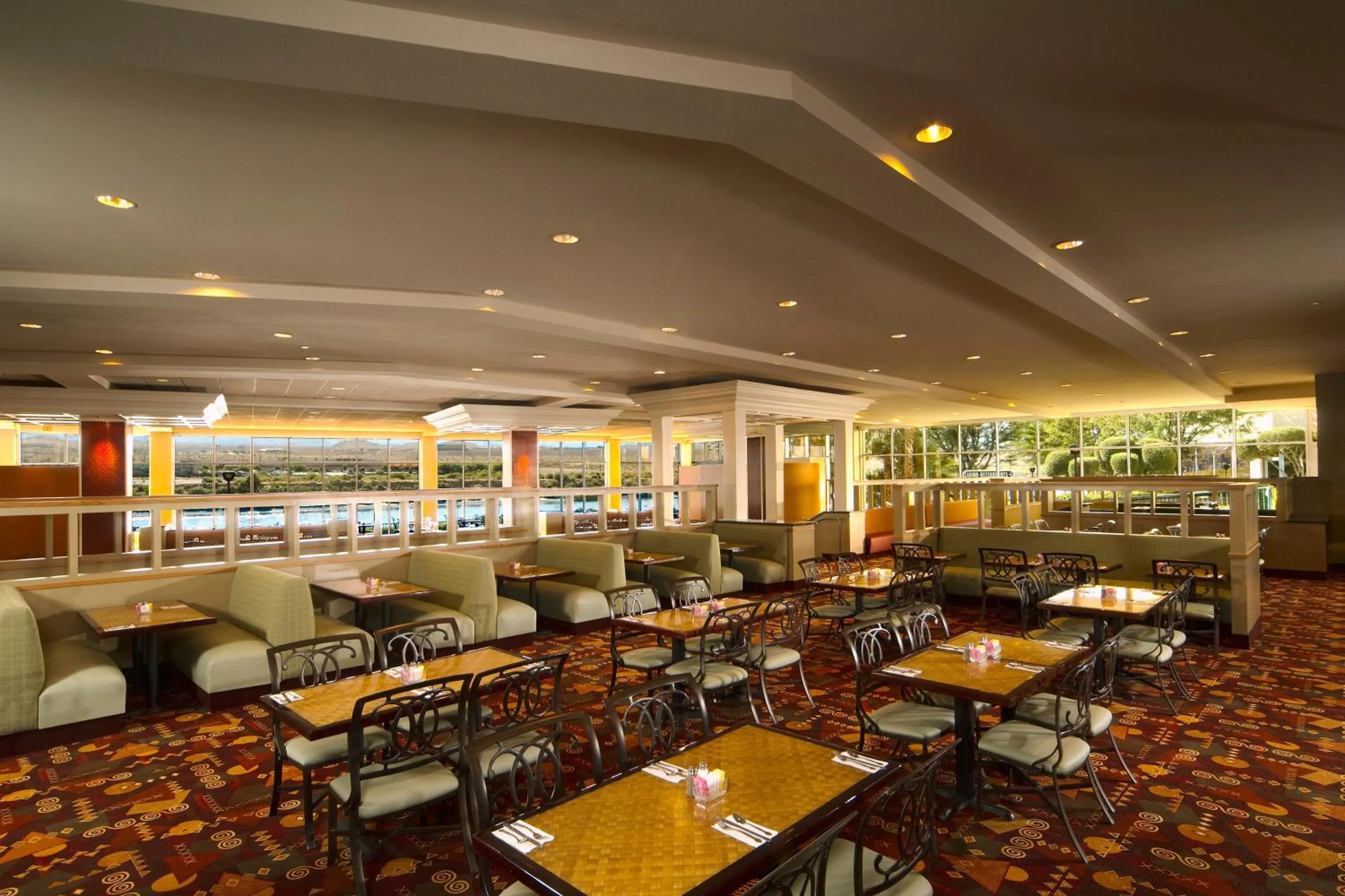 Restaurant/places to eat in Aquarius Casino Resort