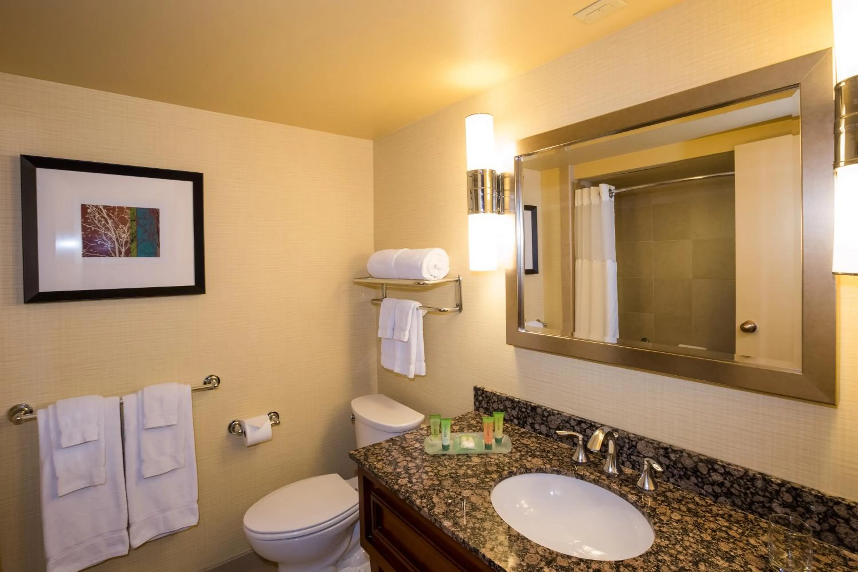 Aquarius Casino Resort