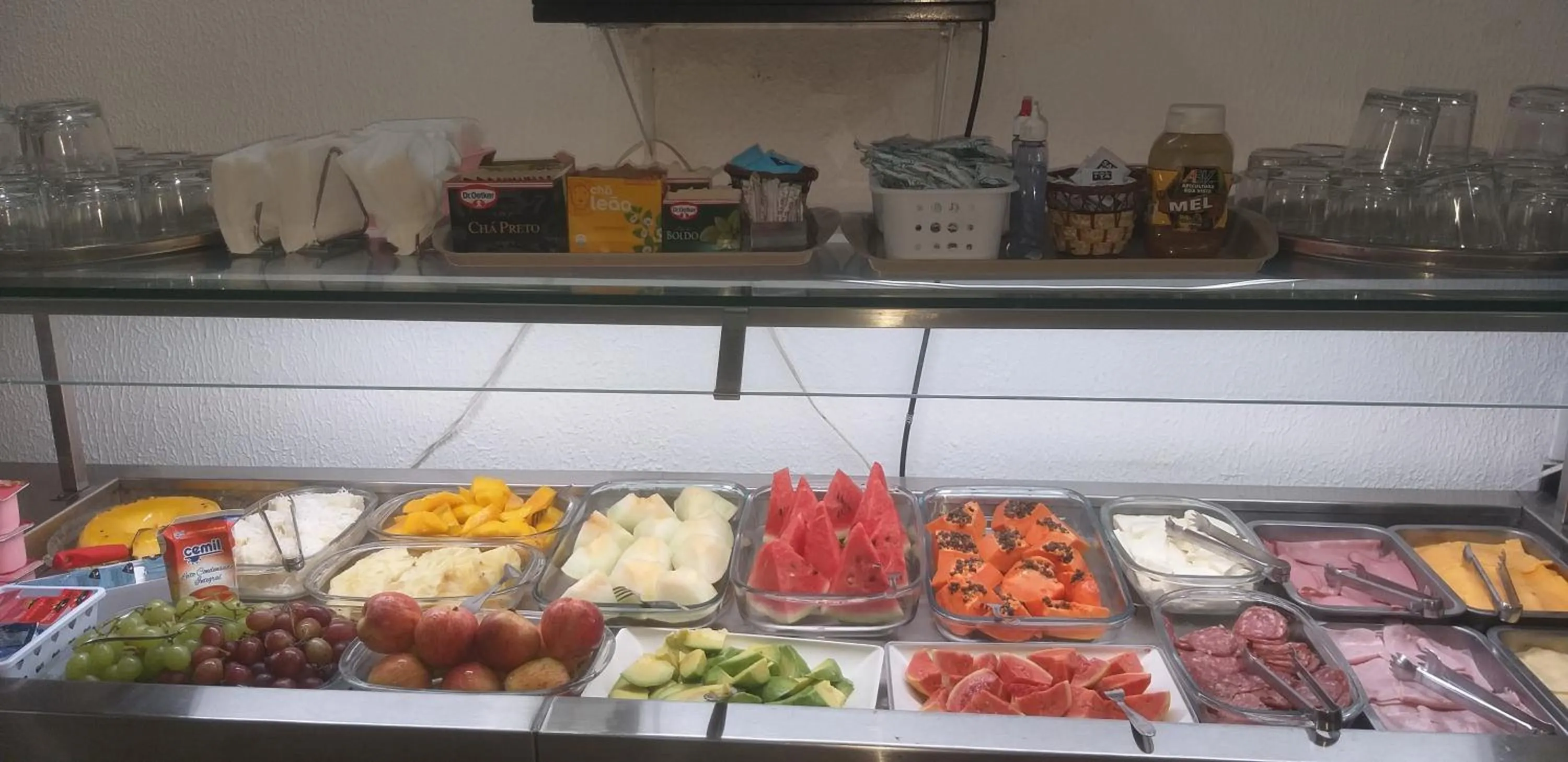 Buffet breakfast in Hotel Diplomata Copacabana