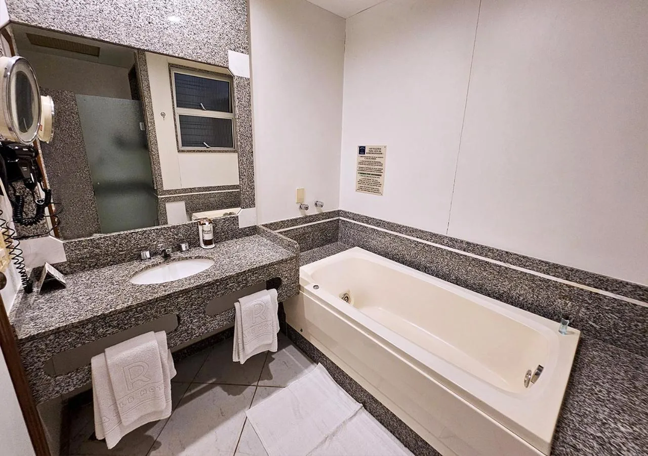 Bathroom in Riale Imperial Flamengo