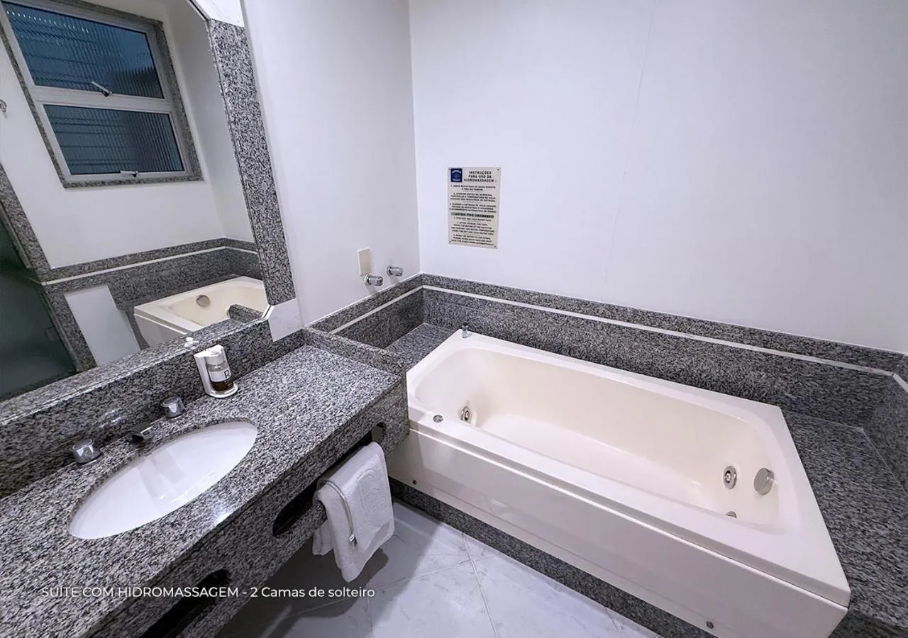 Hot Tub in Riale Imperial Flamengo