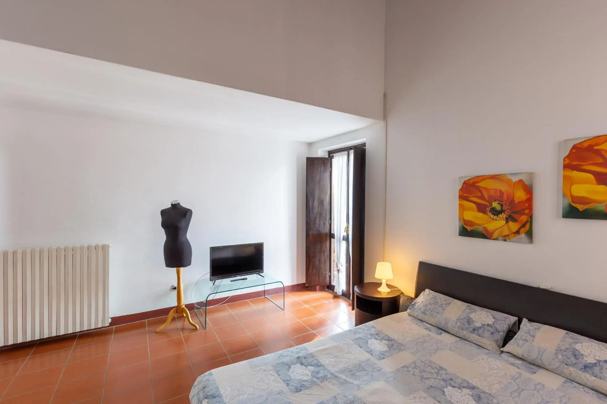 Comfort Triple Room with Shower in Cascina cattabreghetta Comfort Triple Room with Shower in Cascina cattabreghetta