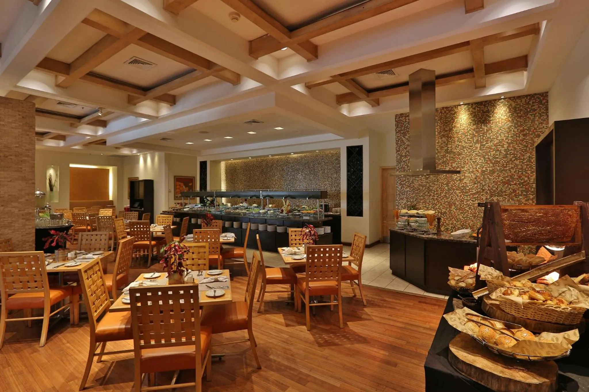 Restaurant/places to eat in InterContinental Real San Pedro Sula by IHG