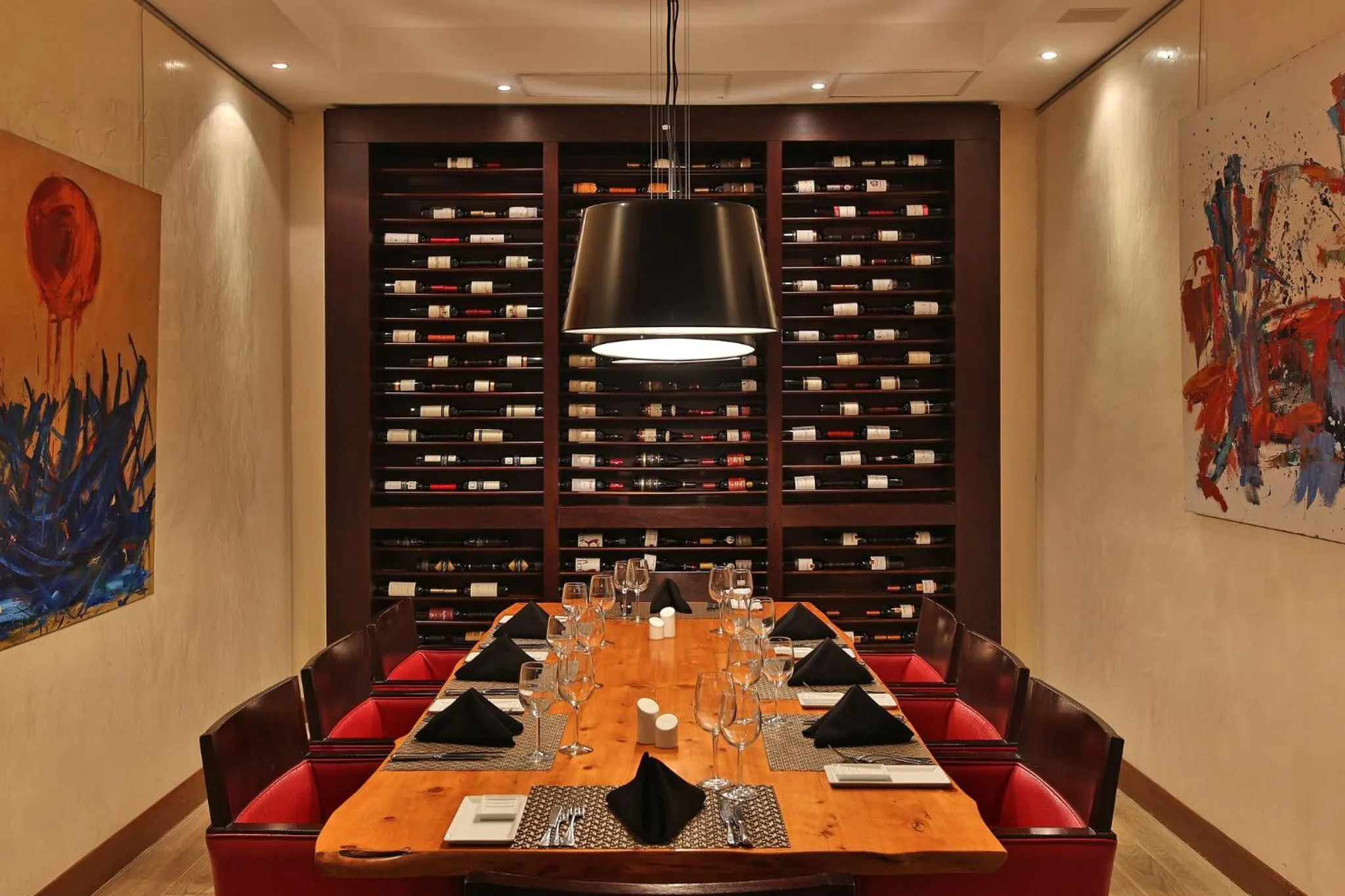 Restaurant/places to eat in Real Intercontinental Metrocentro Managua by IHG