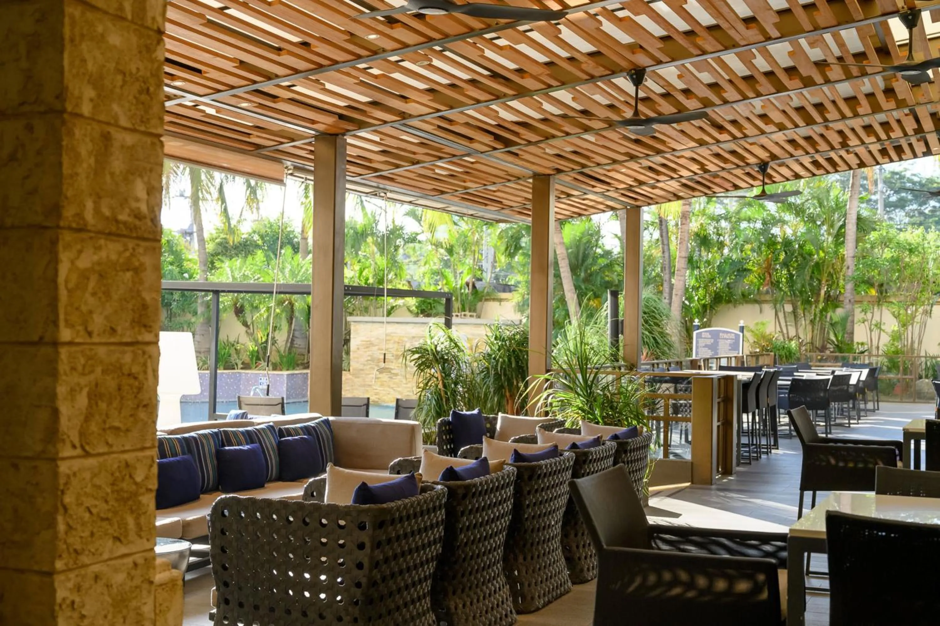 Lounge or bar in Real Intercontinental Metrocentro Managua by IHG