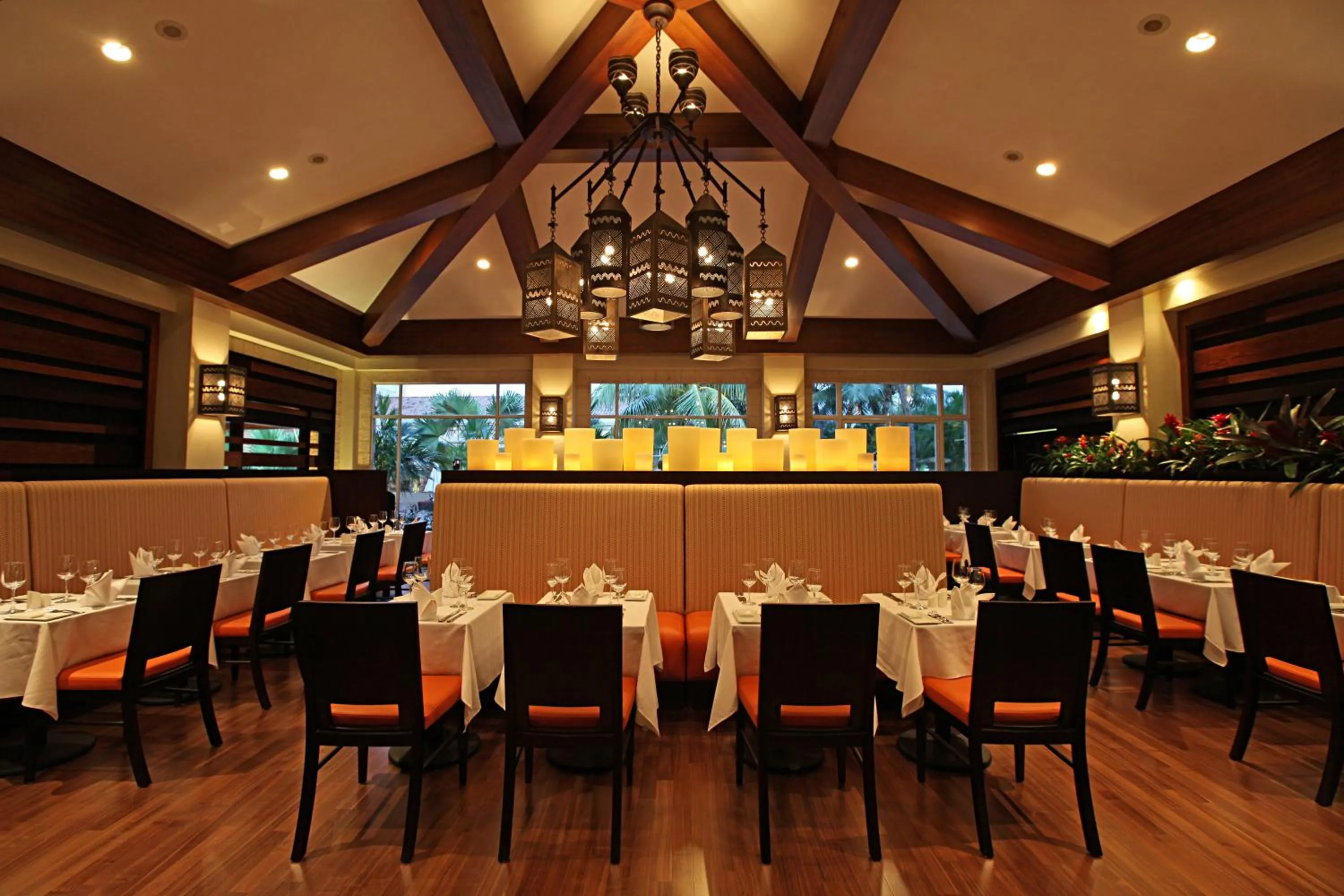 Restaurant/places to eat in Real Intercontinental Metrocentro Managua by IHG